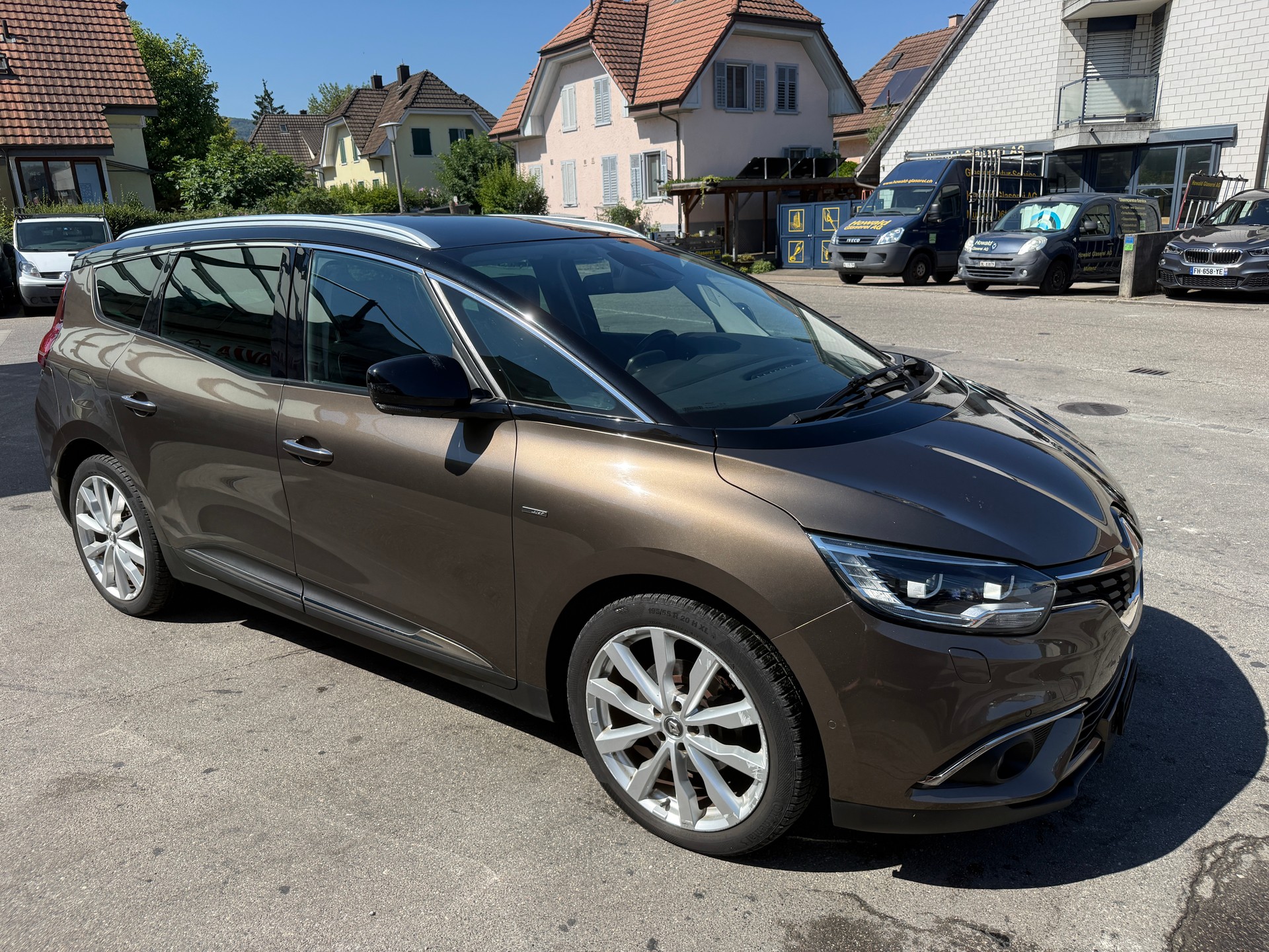 RENAULT Grand Scénic 1.2 16V Turbo Bose-image-0