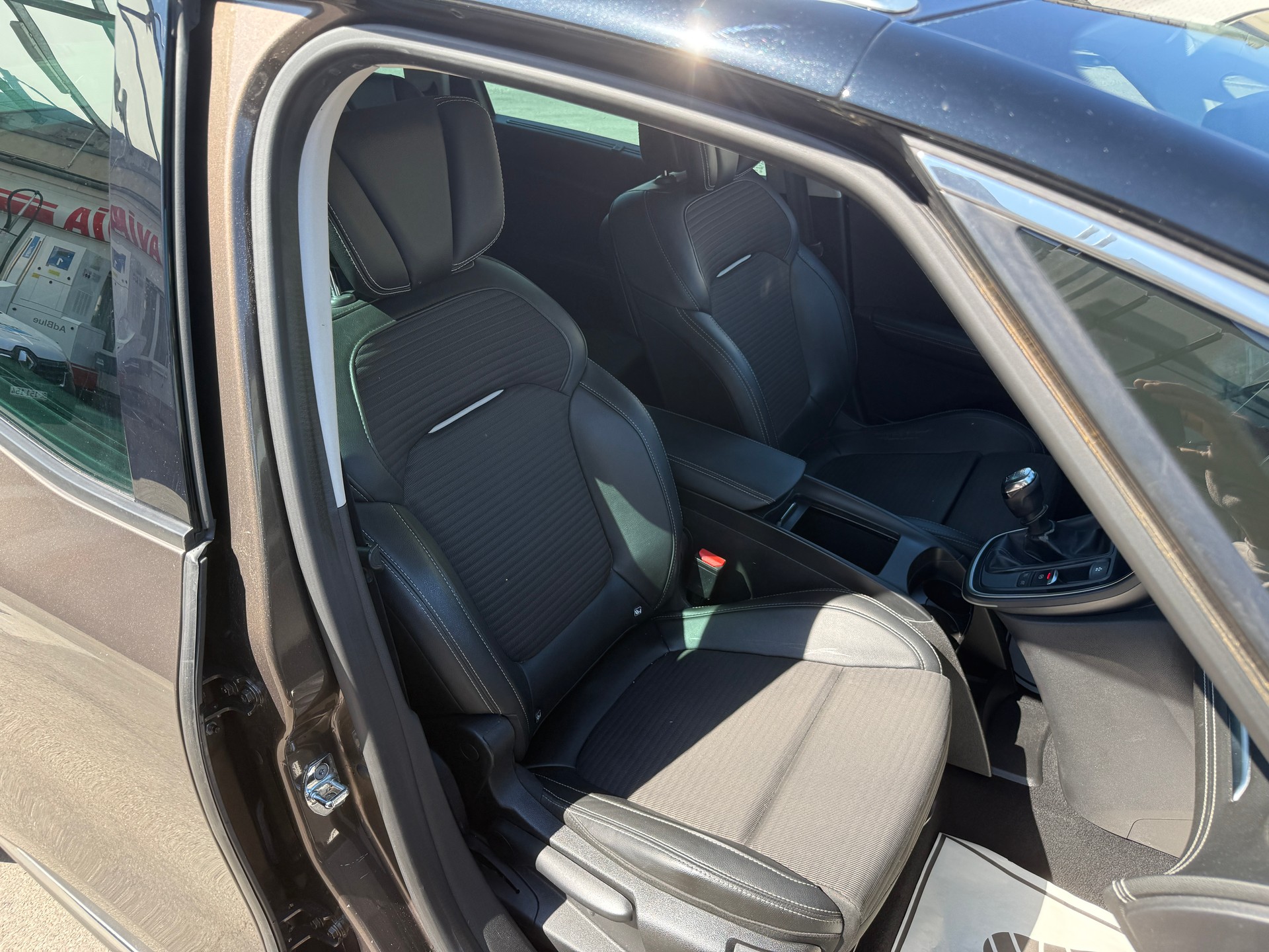 RENAULT Grand Scénic 1.2 16V Turbo Bose-image-7