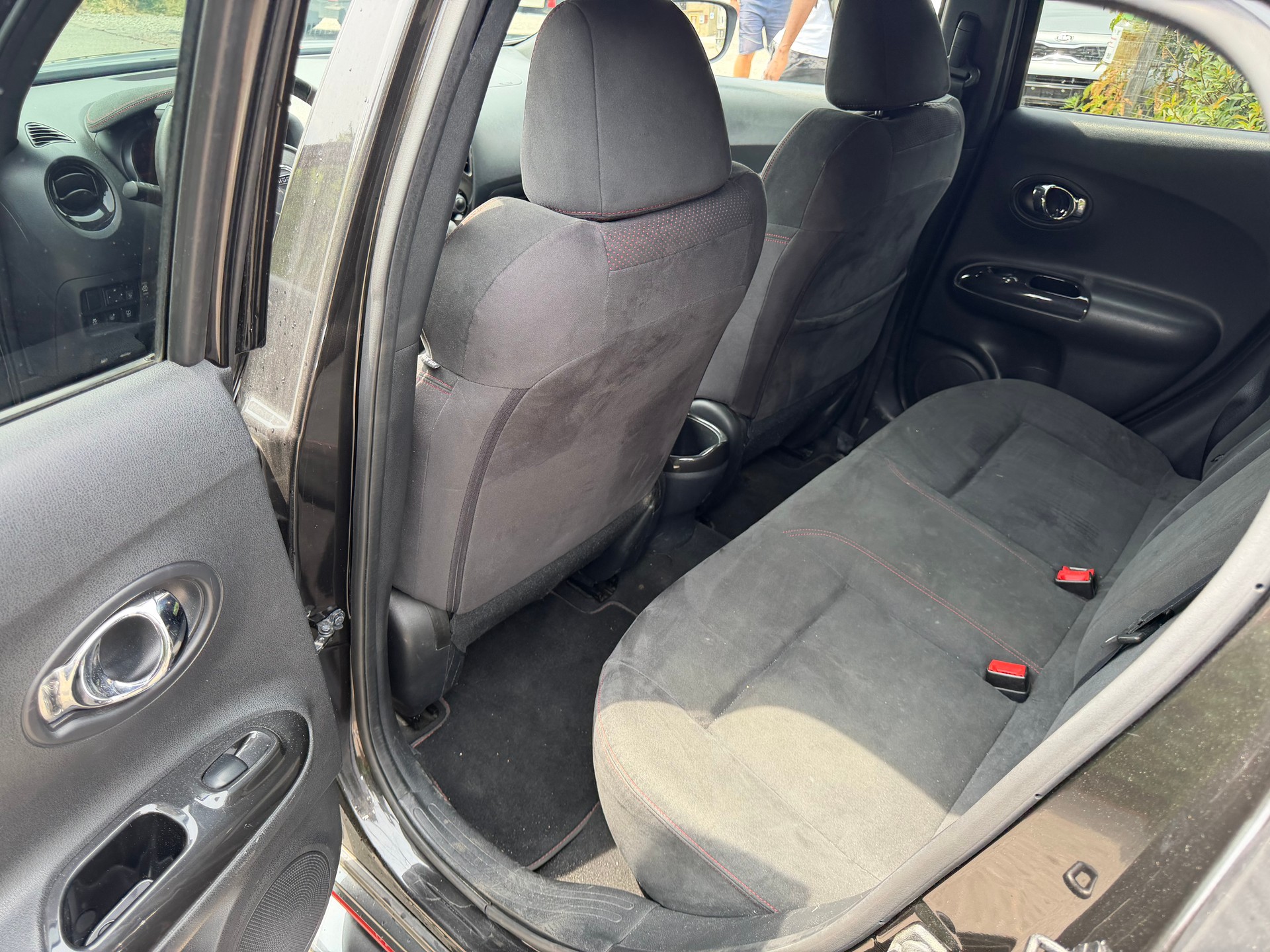NISSAN Juke 1.6 DIG-T Nismo RS Swiss Ed 4x4 Xtronic M-CVT-image-8