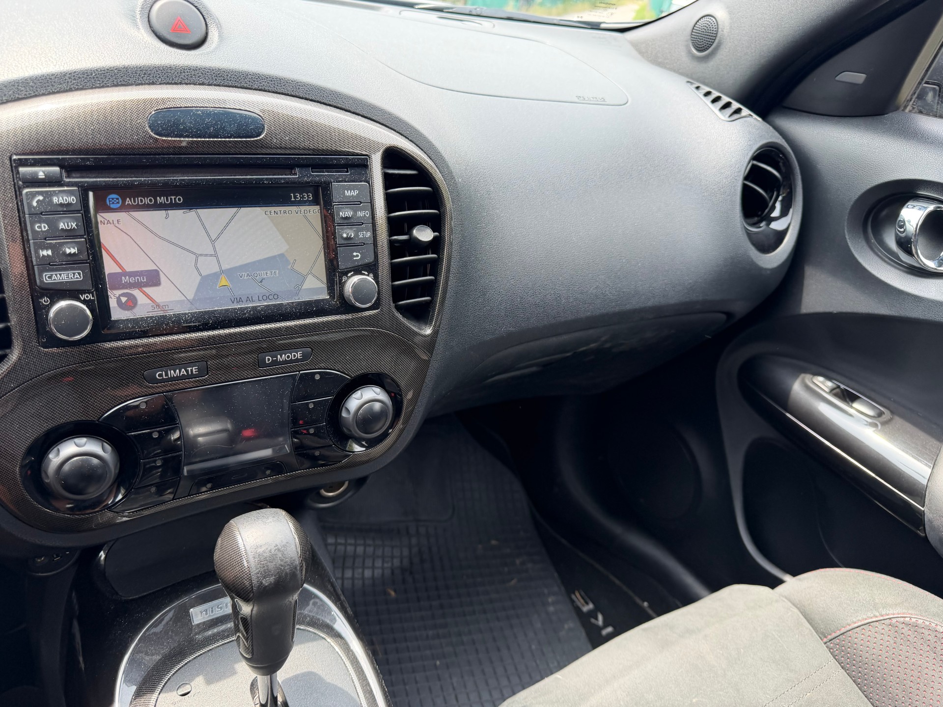 NISSAN Juke 1.6 DIG-T Nismo RS Swiss Ed 4x4 Xtronic M-CVT-image-11