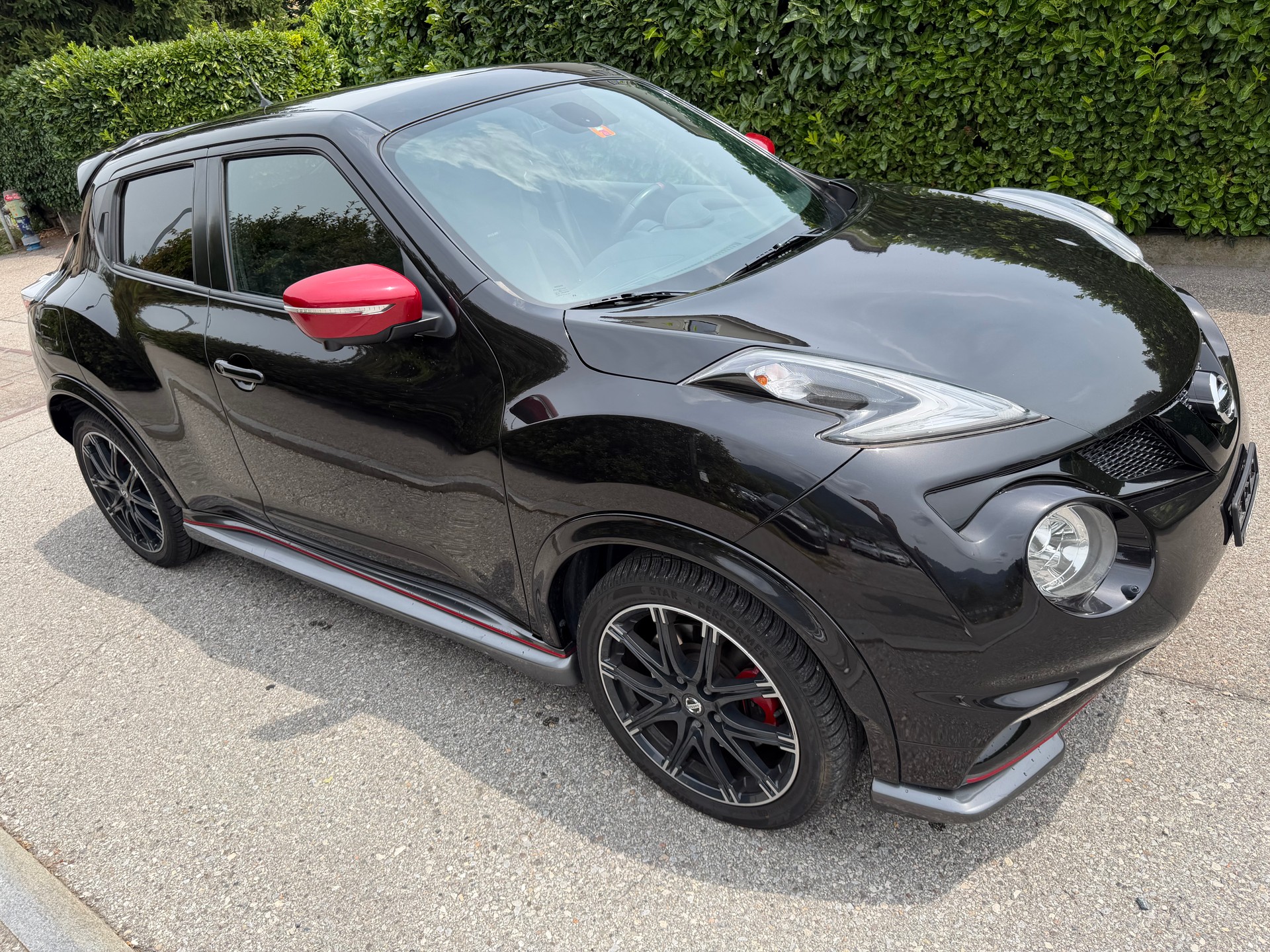 NISSAN Juke 1.6 DIG-T Nismo RS Swiss Ed 4x4 Xtronic M-CVT-image-2
