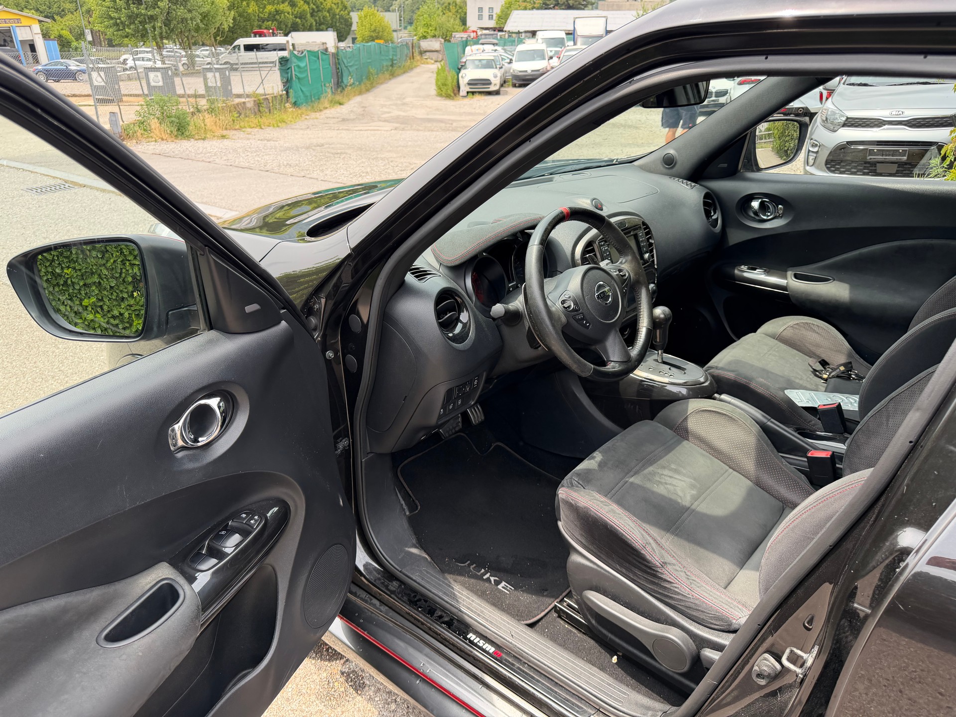 NISSAN Juke 1.6 DIG-T Nismo RS Swiss Ed 4x4 Xtronic M-CVT-image-6