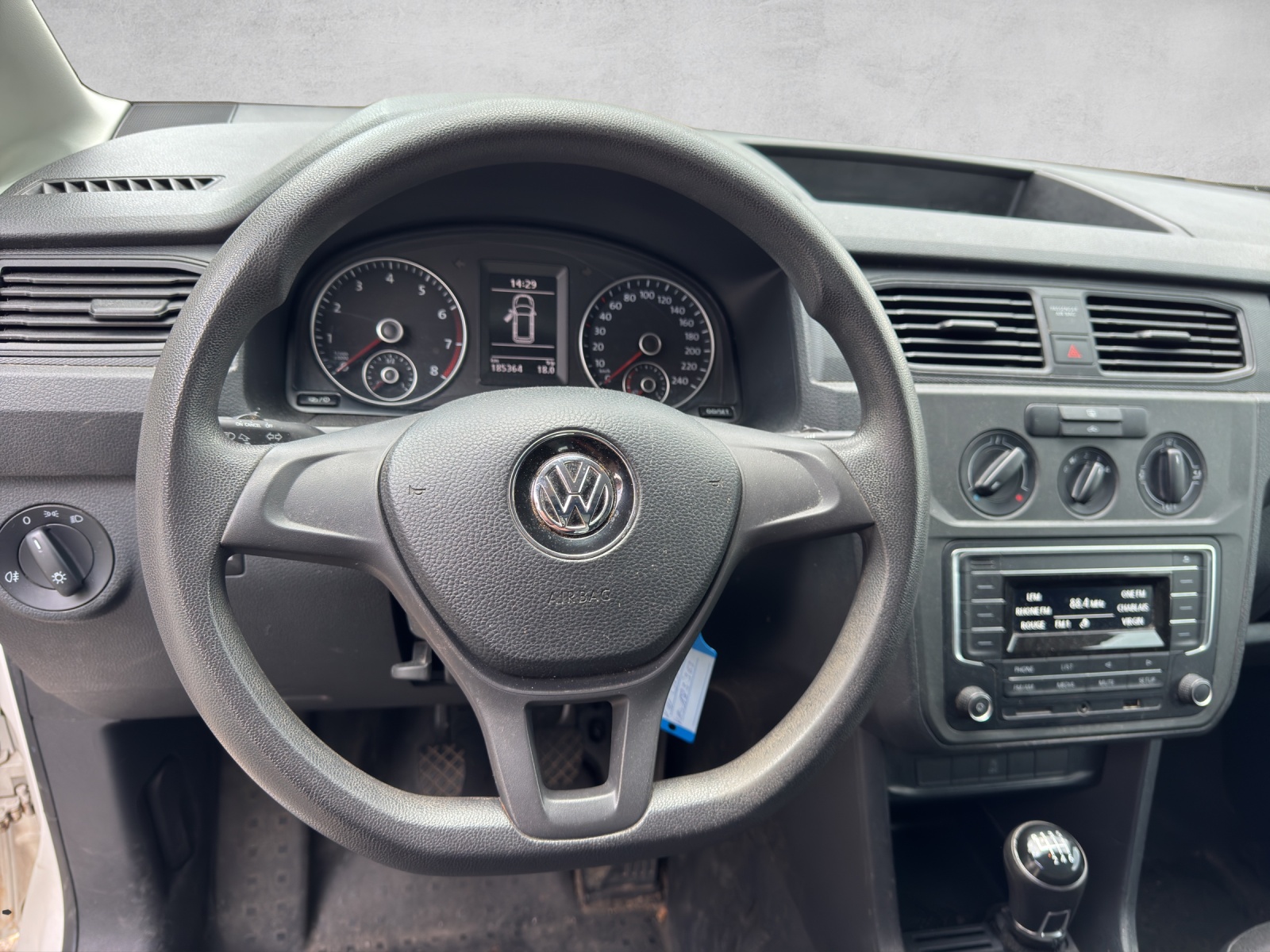 VW Caddy 1.4TGI BlueMotion Technology-image-9
