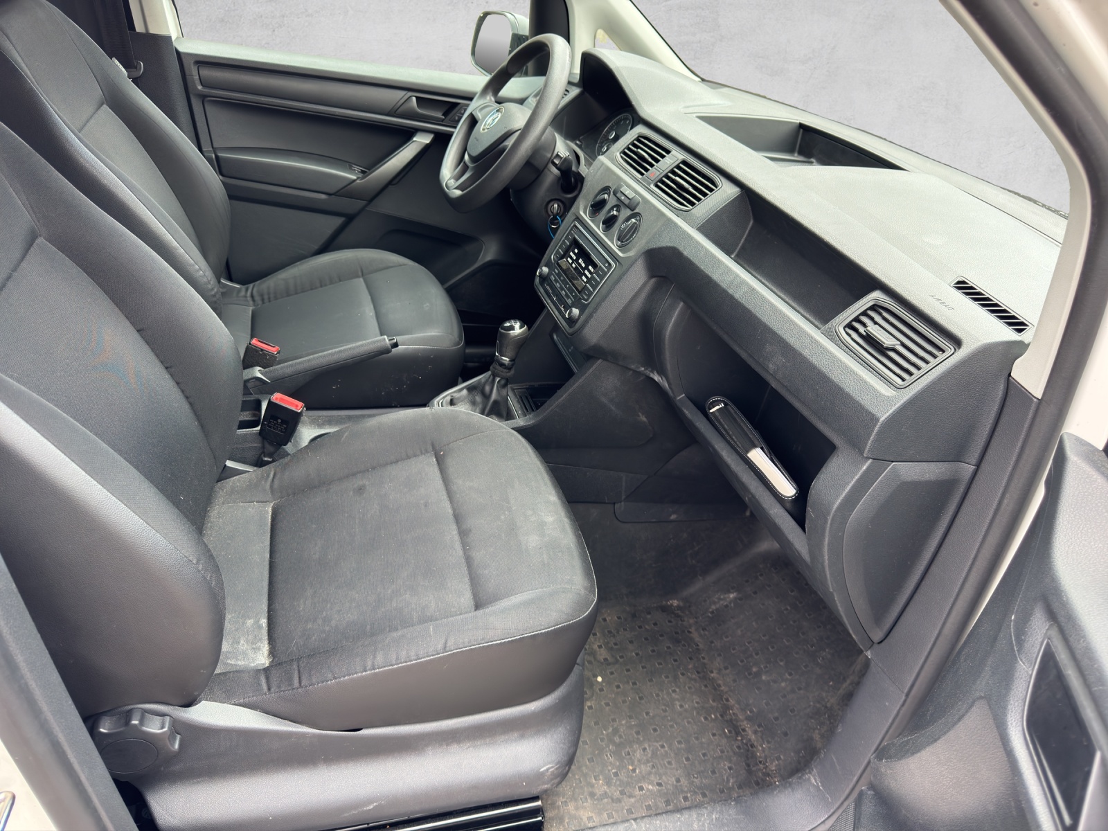 VW Caddy 1.4TGI BlueMotion Technology-image-13