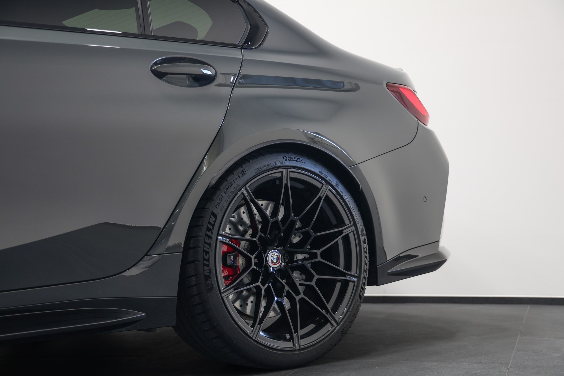 BMW M3 Competition M xDrive *Curved*Dravitgrau*Carbon Exterieur*Carbon Interieur*-image-8
