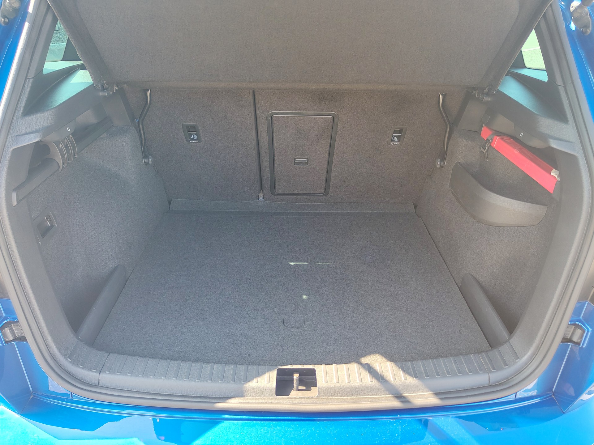 SKODA Karoq 2.0 TSI SportLine 4x4 DSG-image-13