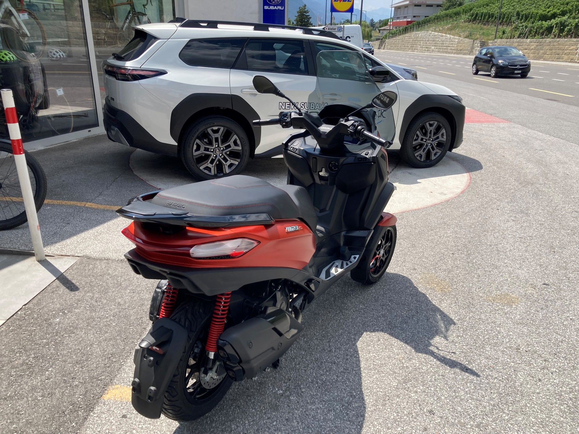 PIAGGIO MP3 400 Sport RST-image-5