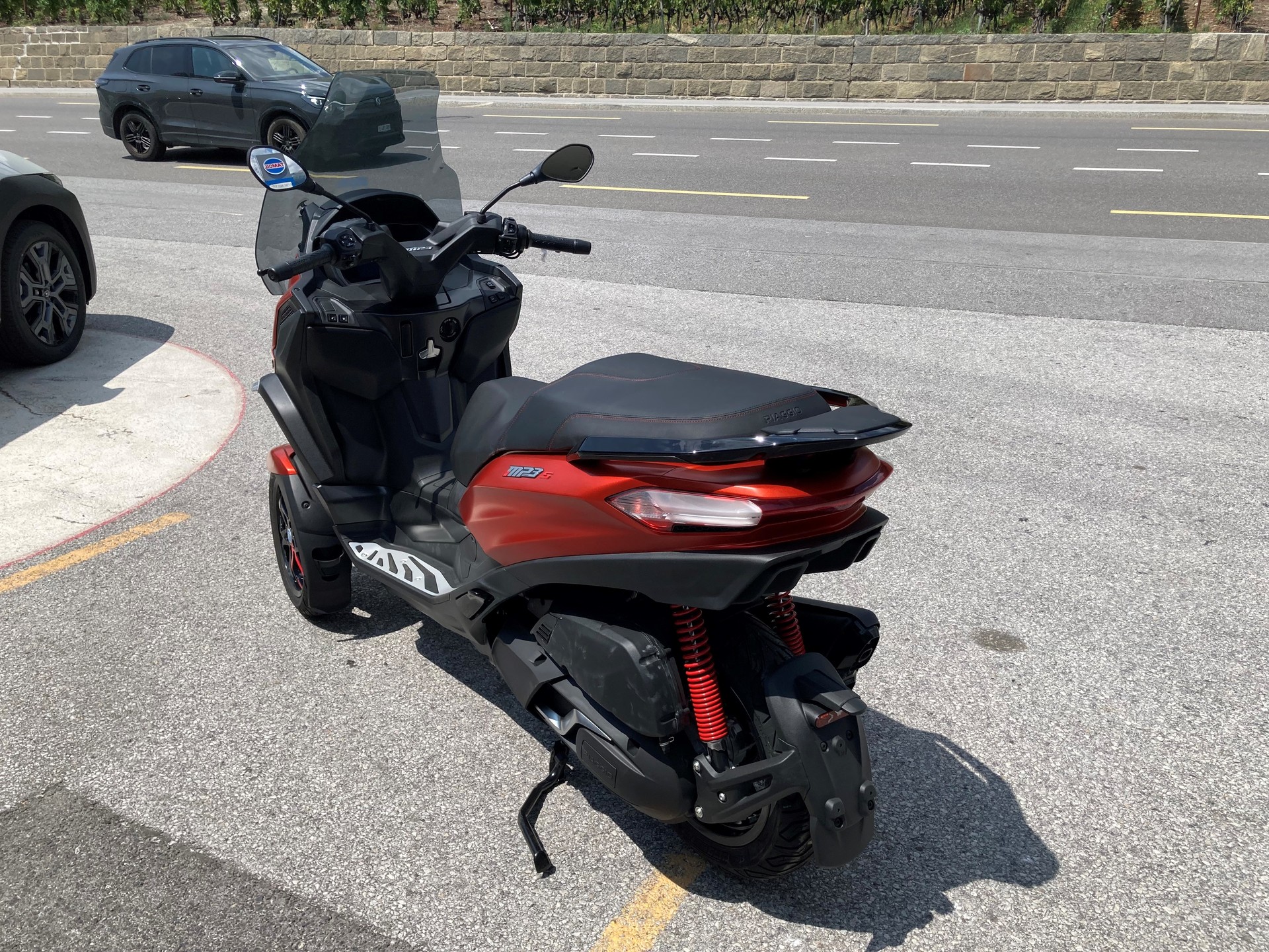 PIAGGIO MP3 400 Sport RST-image-7