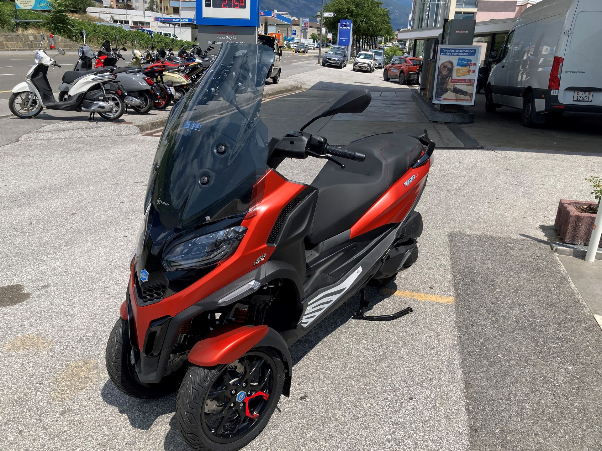 PIAGGIO MP3 400 Sport RST