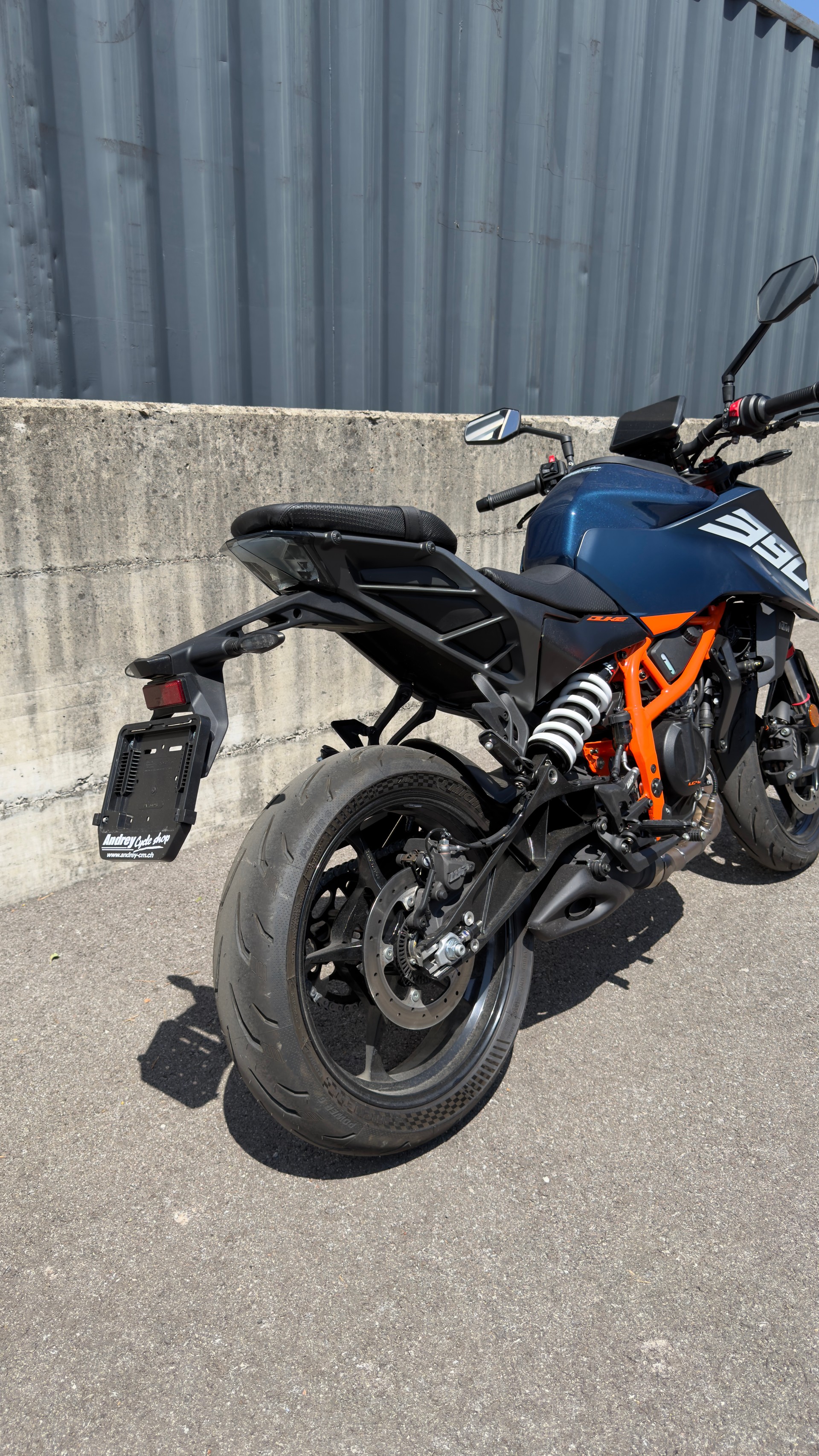 KTM 390 Duke-image-6