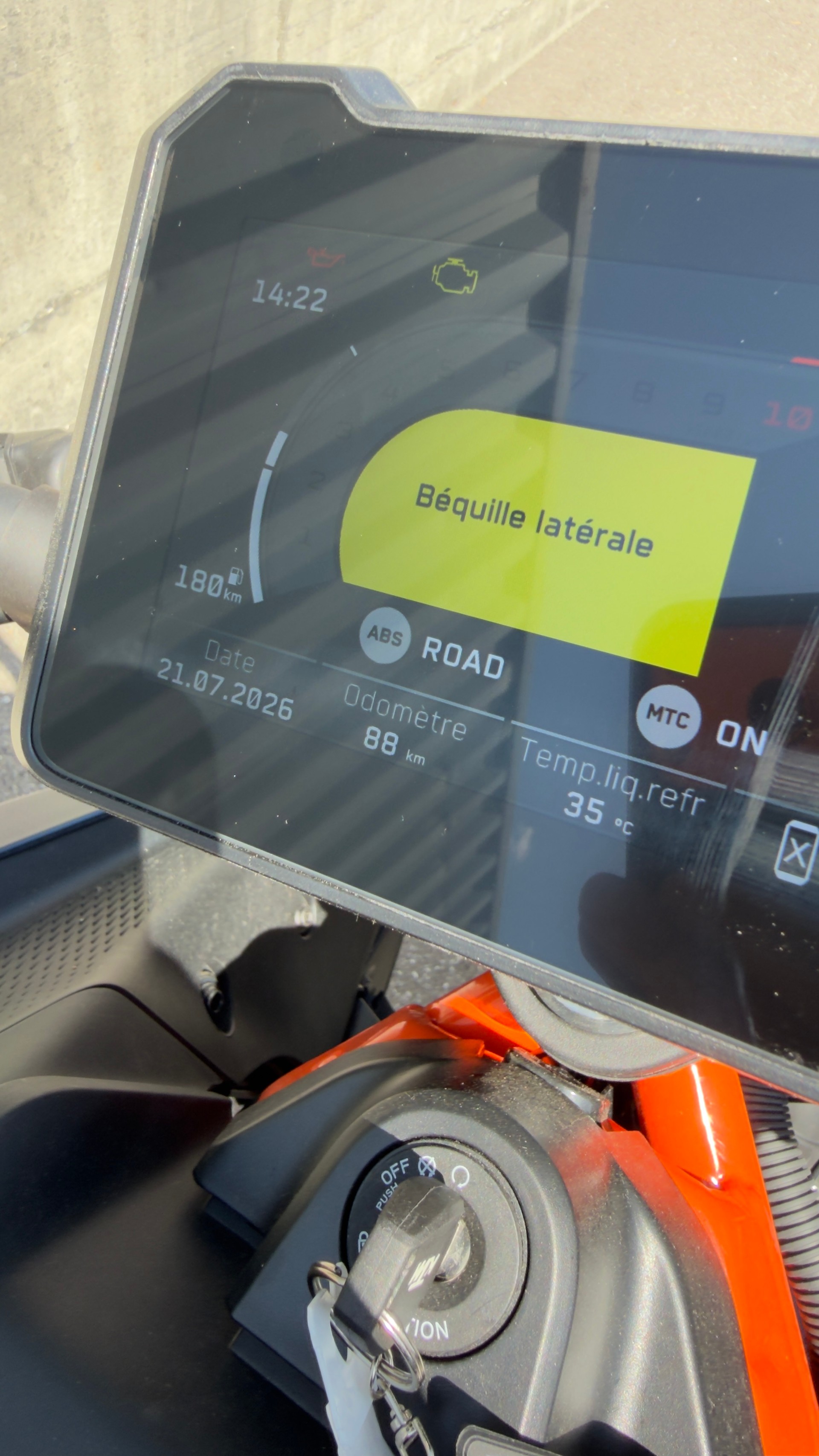 KTM 390 Duke-image-9