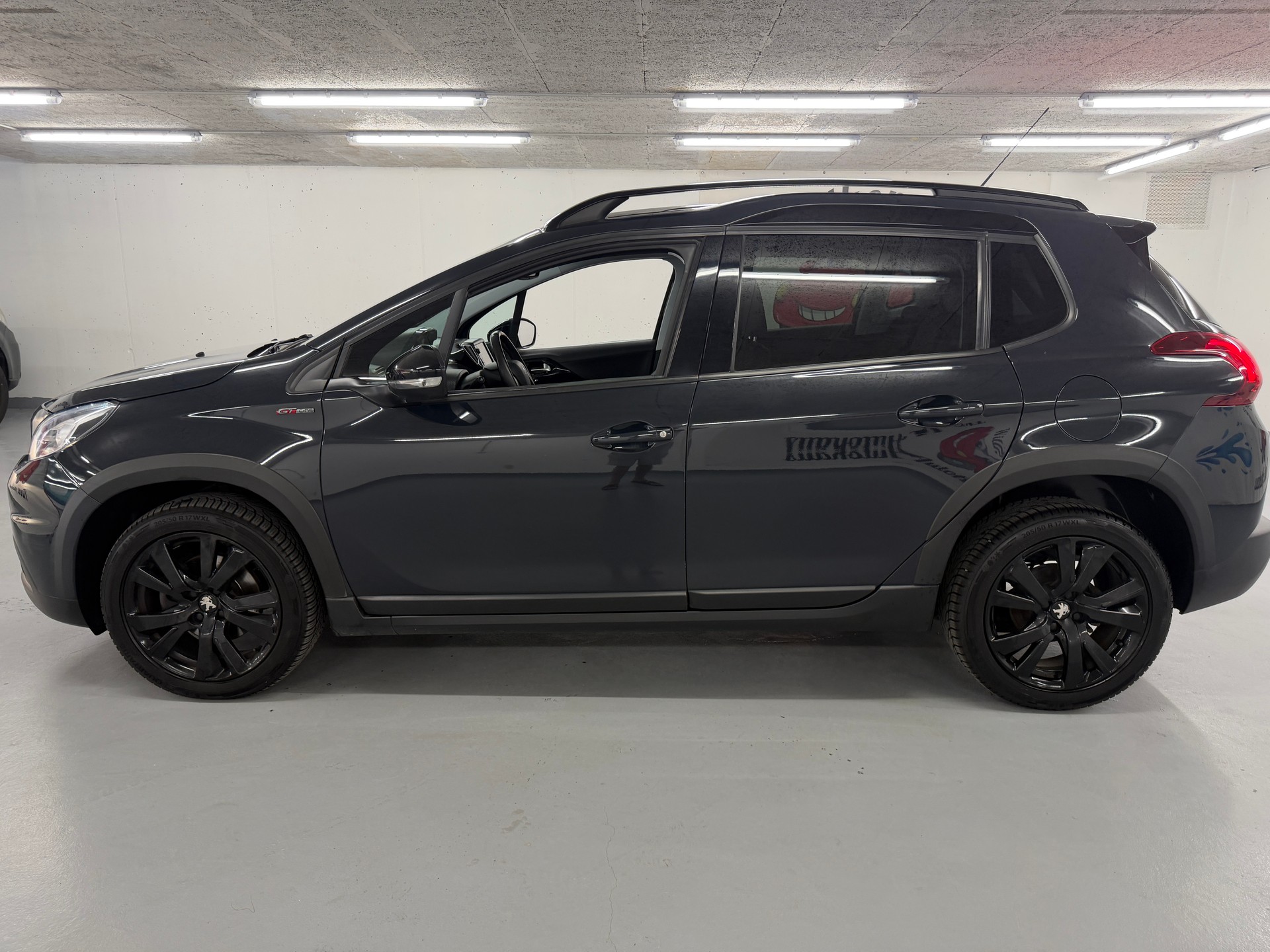 PEUGEOT 2008 1.2 PureTech GT Line EAT6-image-4