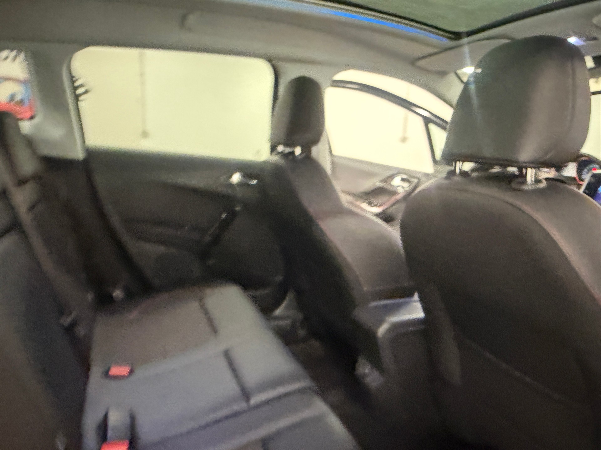 PEUGEOT 2008 1.2 PureTech GT Line EAT6-image-16