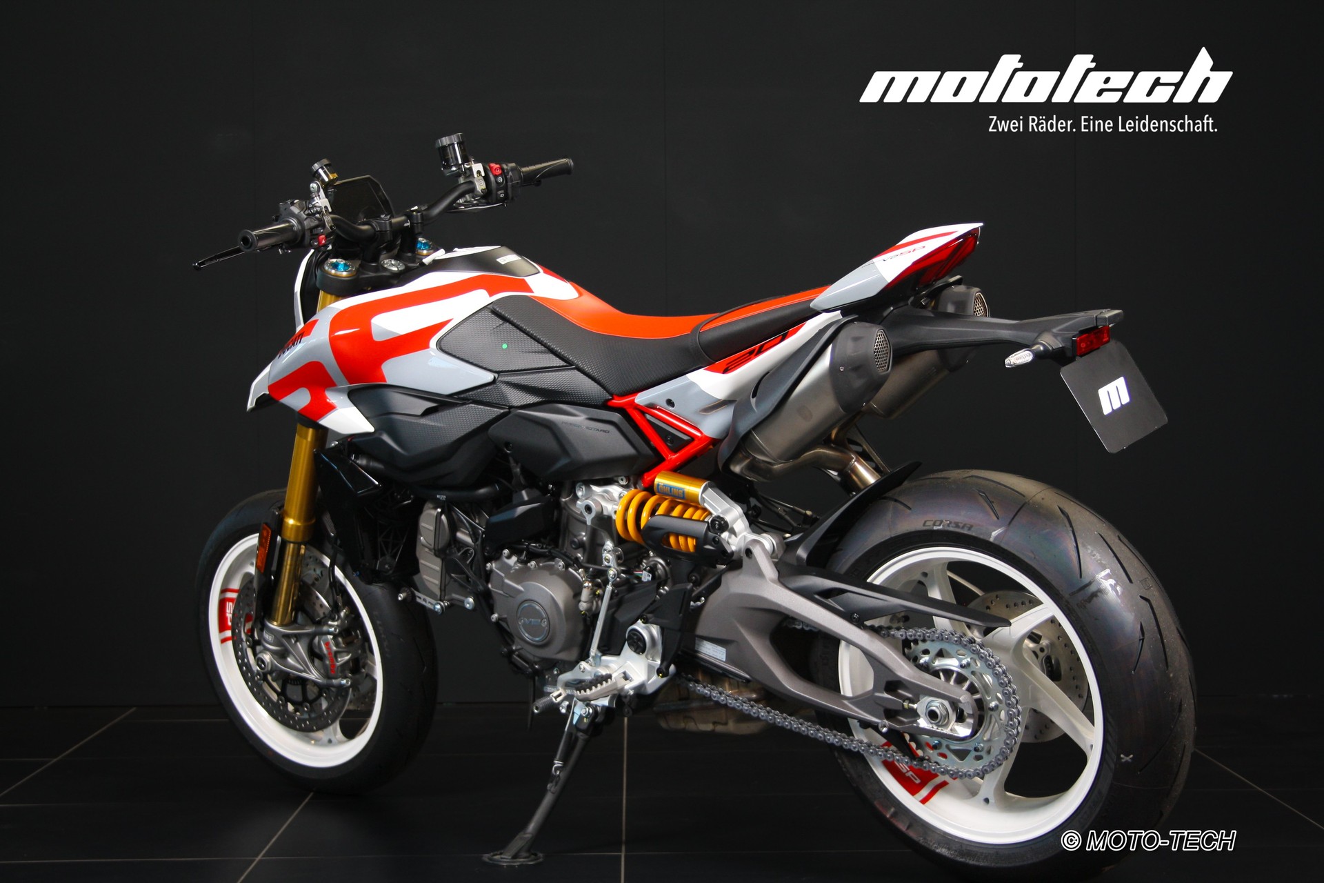 DUCATI Hypermotard V2 SP-showroom-element-3
