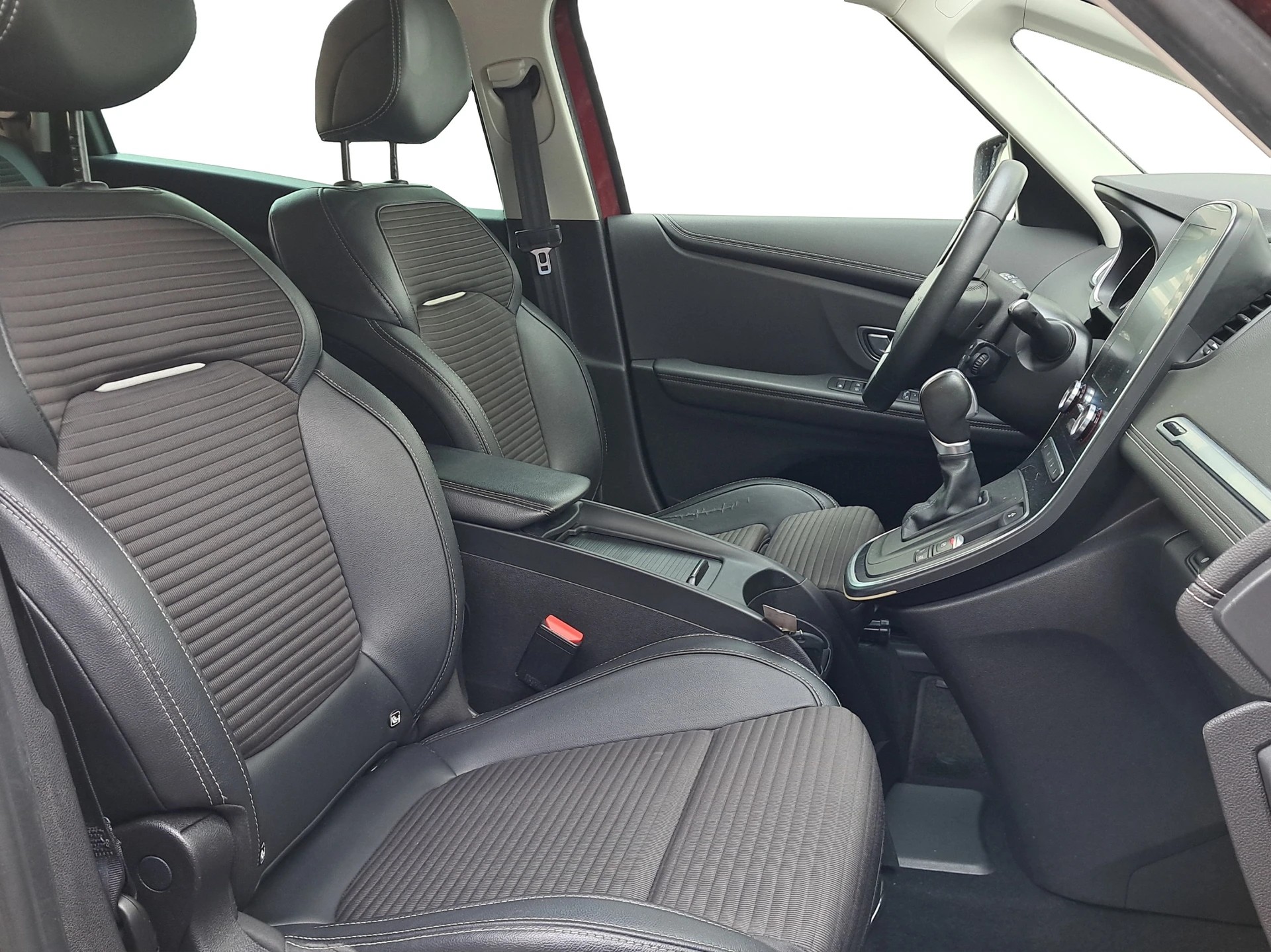 RENAULT Grand Scénic *7-Plätzer* 1.6 dCi Intens EDC-image-11