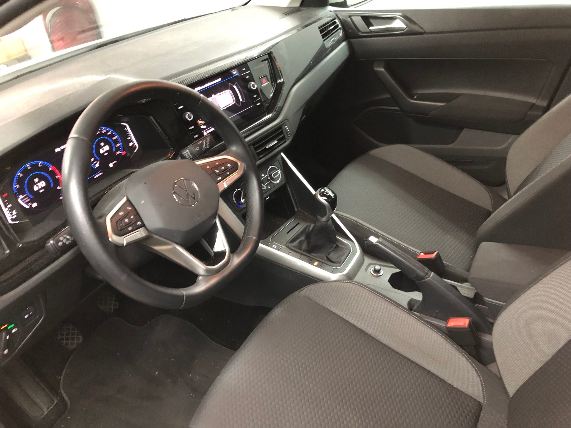 VW Polo 1.0 TSI Life-image-8