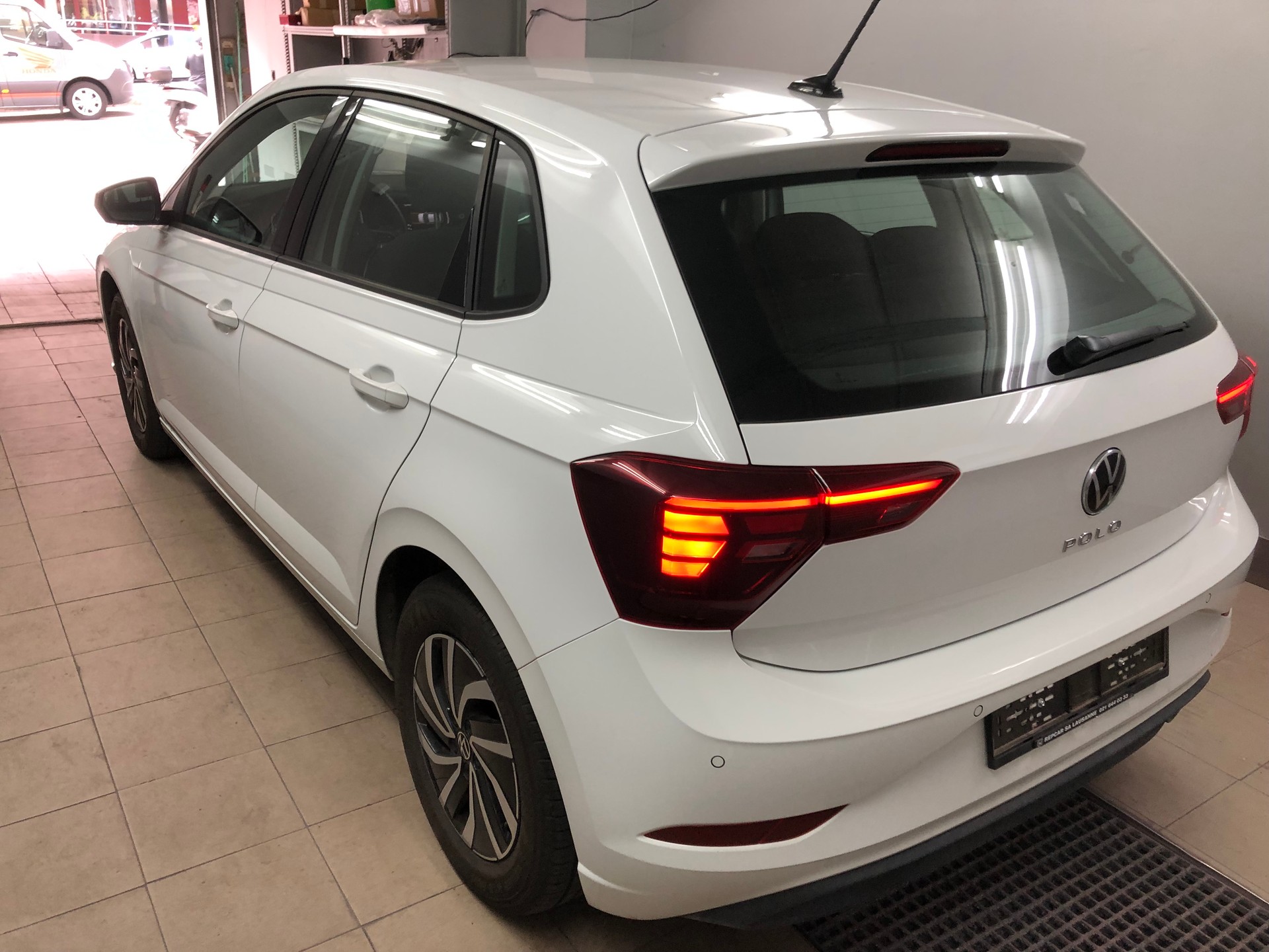VW Polo 1.0 TSI Life-image-5