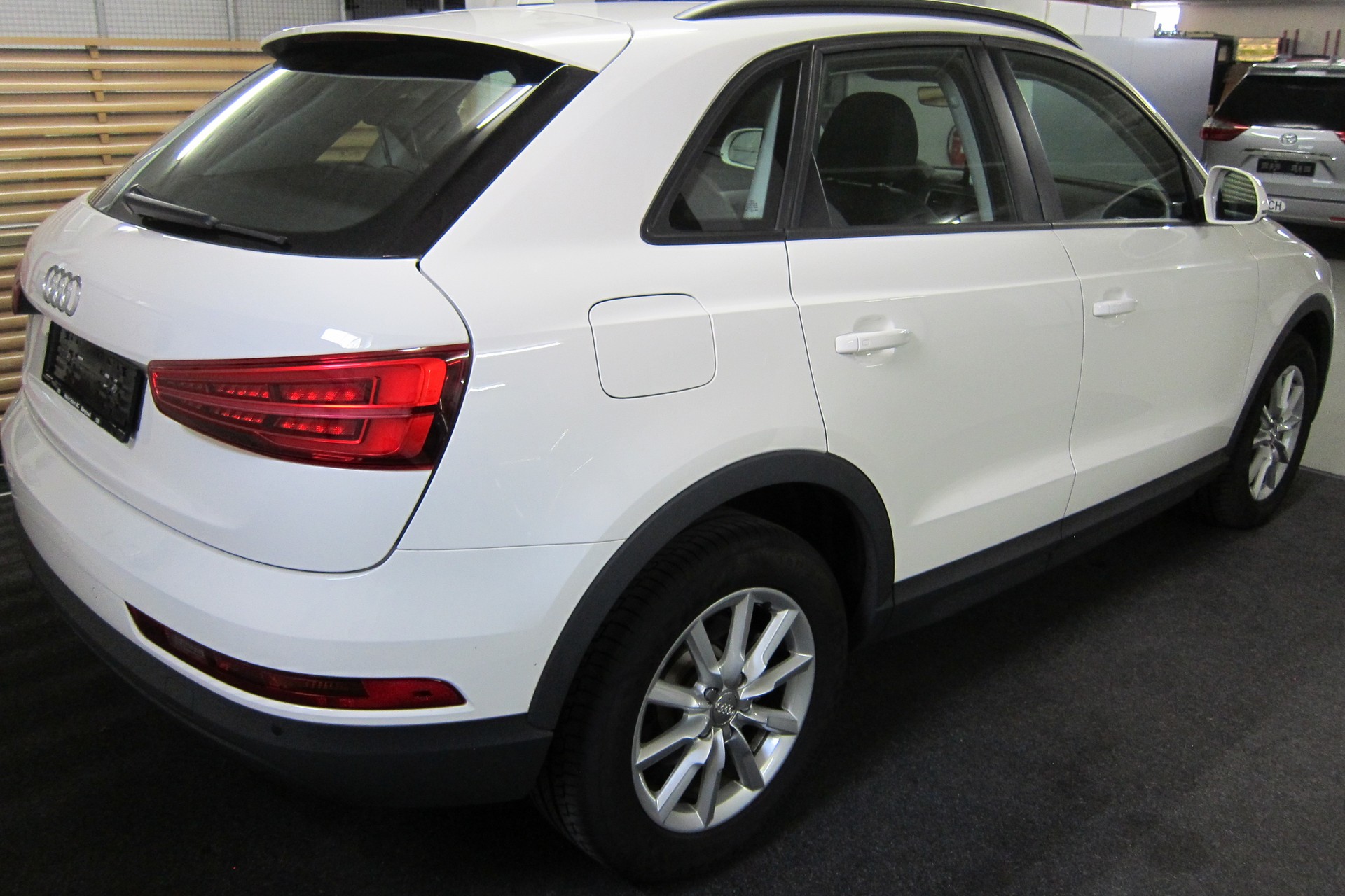 AUDI Q3 1.4 TFSI S-tronic-image-4
