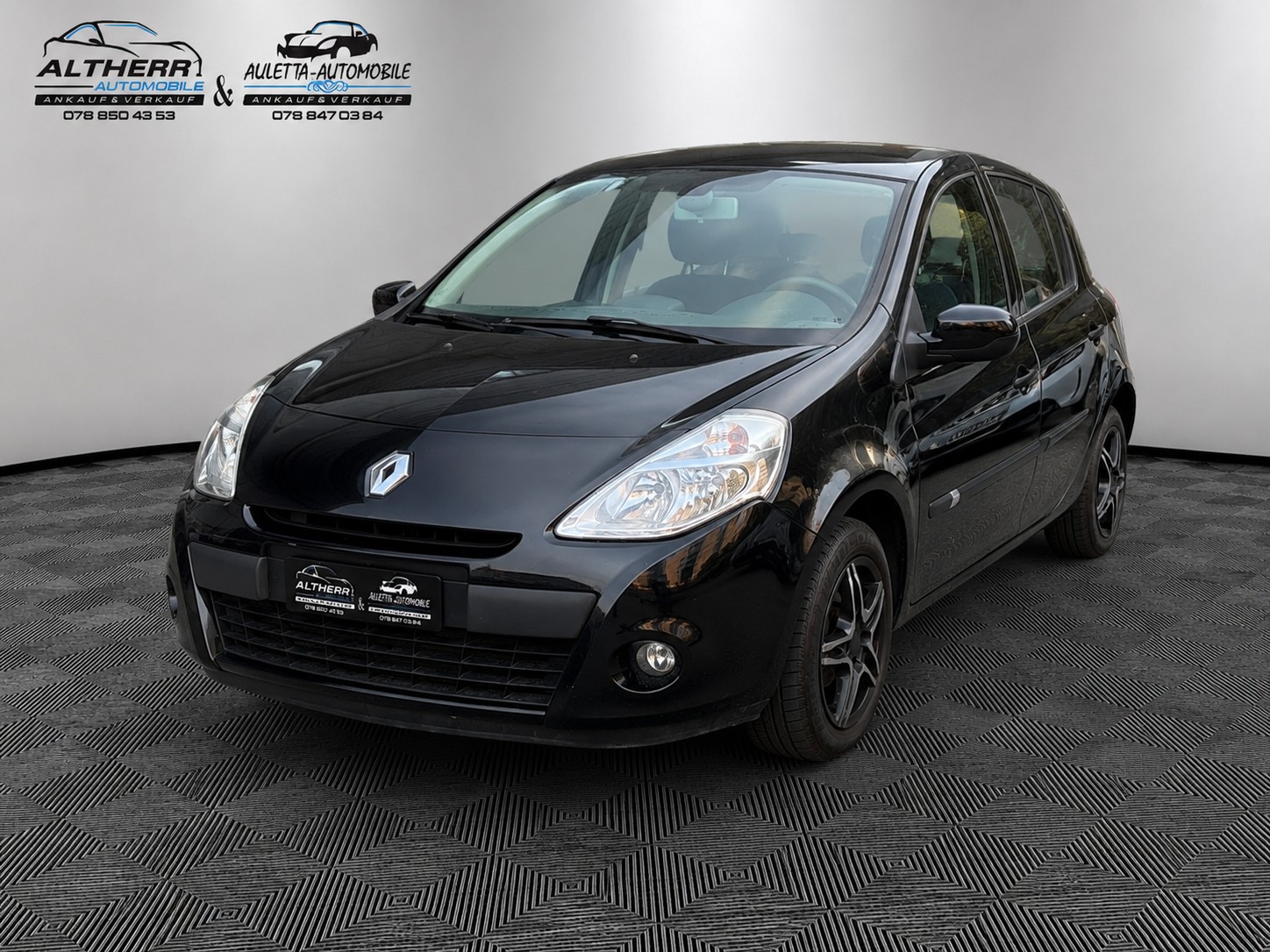 RENAULT Clio 1.2 16V Expression-image-0