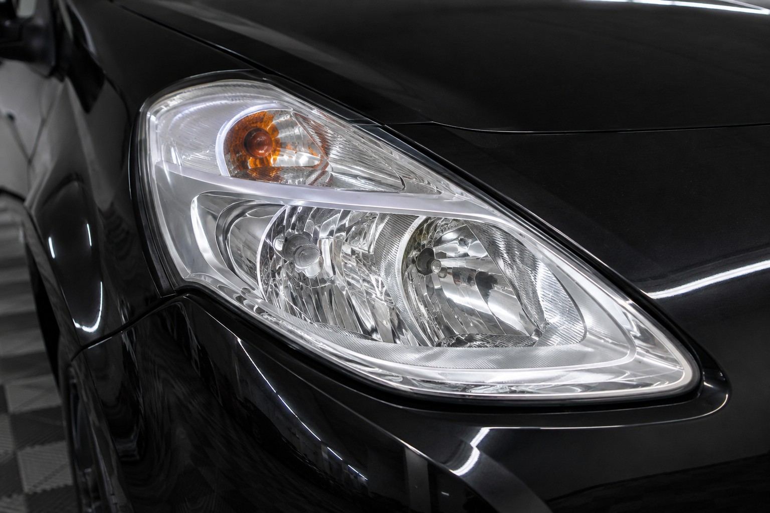 RENAULT Clio 1.2 16V Expression-image-8