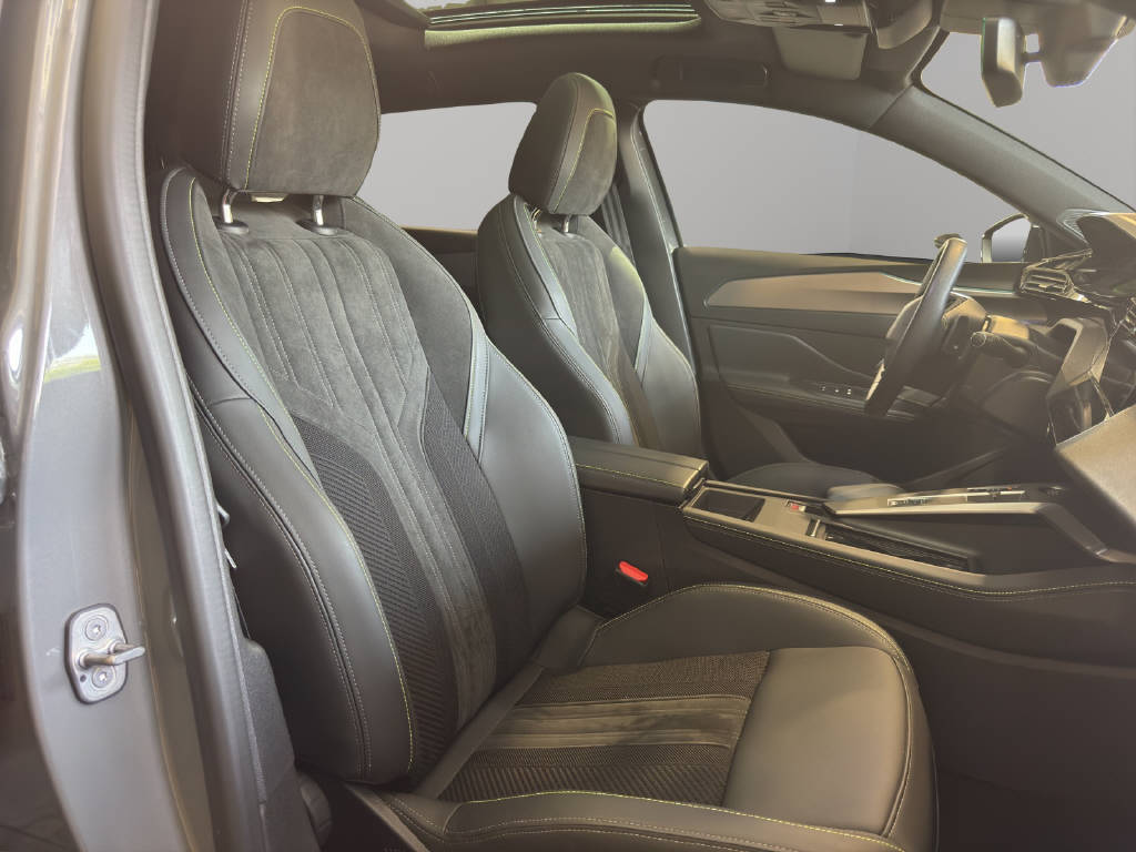 PEUGEOT 308 SW 1.6 PHEV 180 GT-image-10