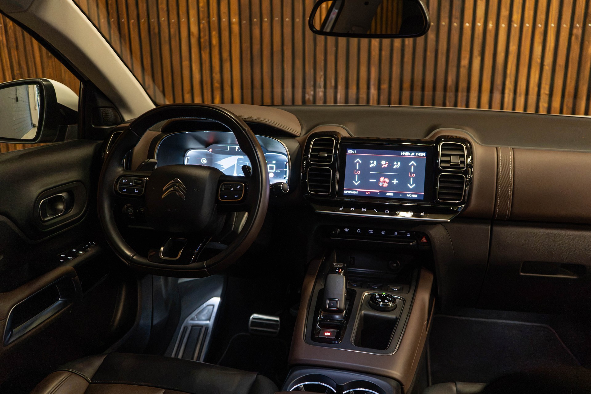 CITROEN C5 Aircross 1.6 PureTech Shine-image-6