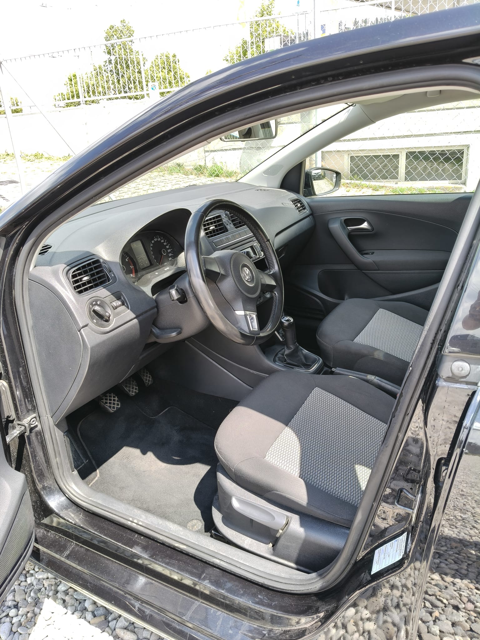 VW Polo 1.4 16V Trendline-image-7
