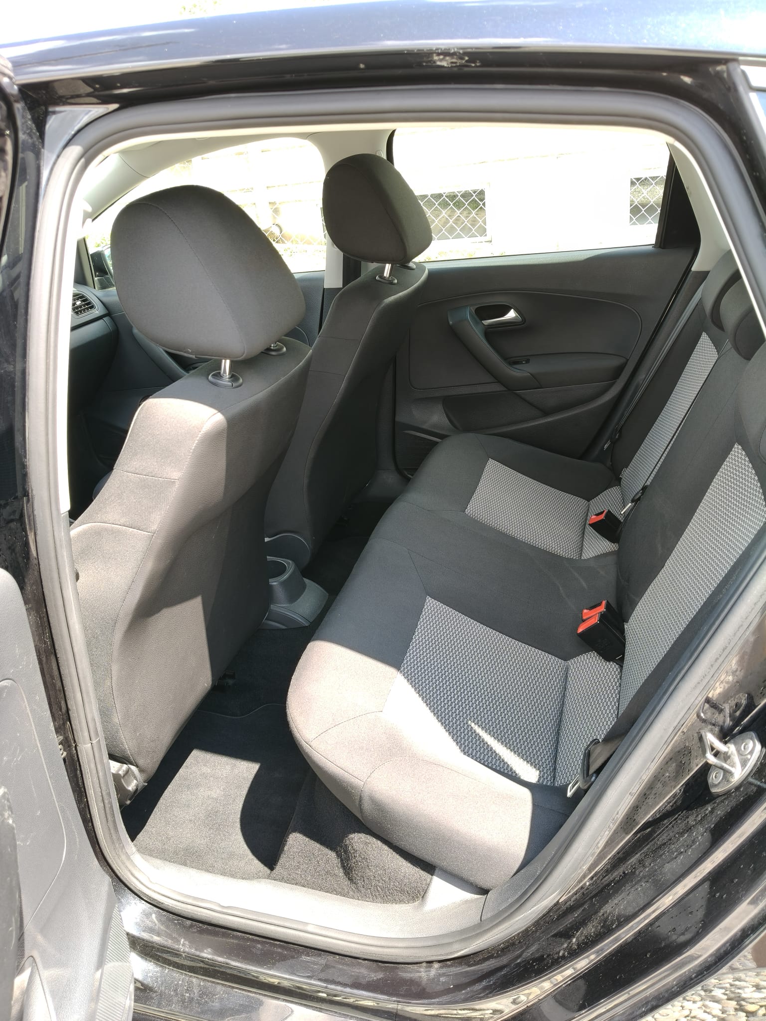 VW Polo 1.4 16V Trendline-image-9