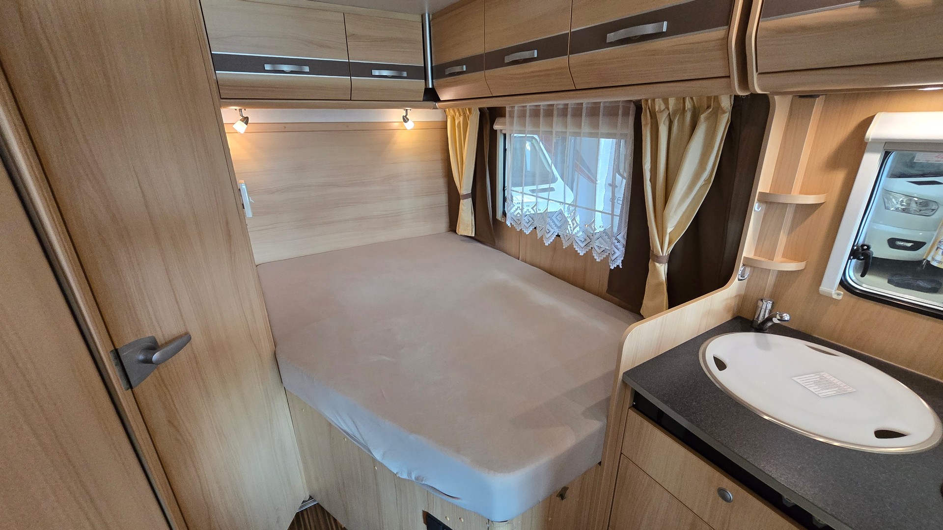 SUNLIGHT T 64 / Hymer-Gruppe, Fiat Ducato 2.3MJT 150PS-image-9