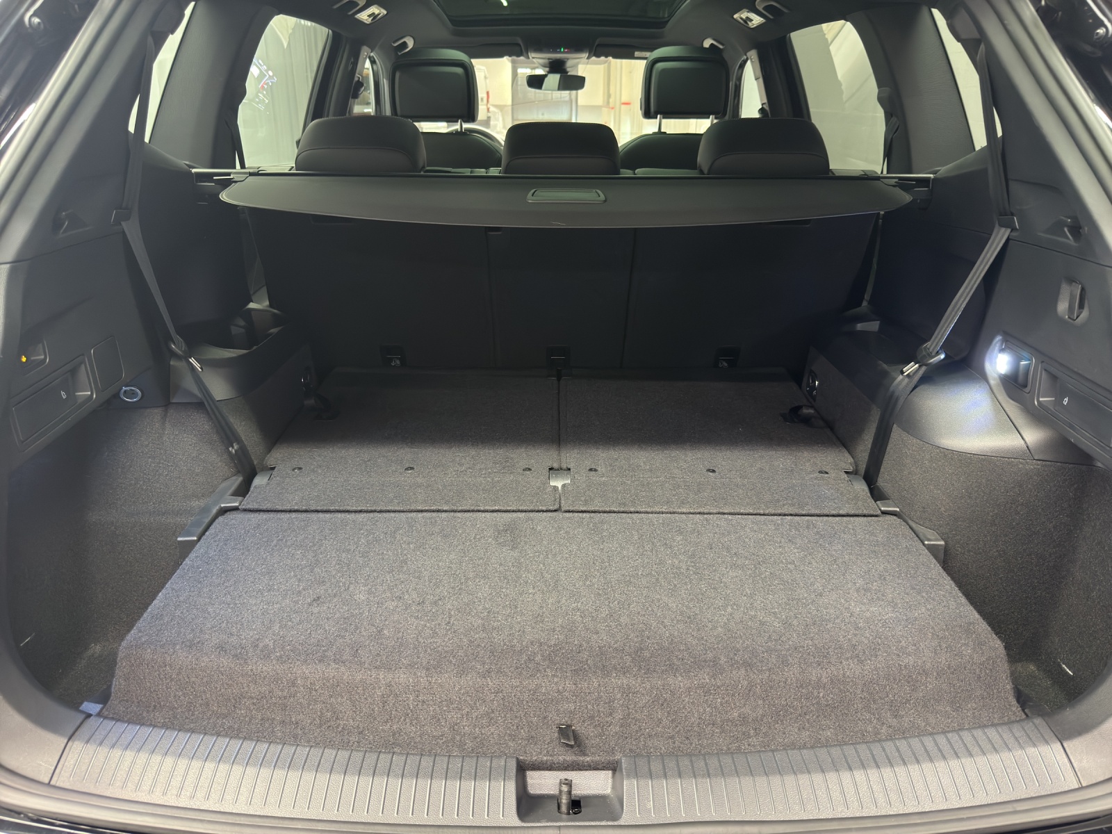 VW Tiguan Allspace 2.0 TSI R-Line DSG-image-10