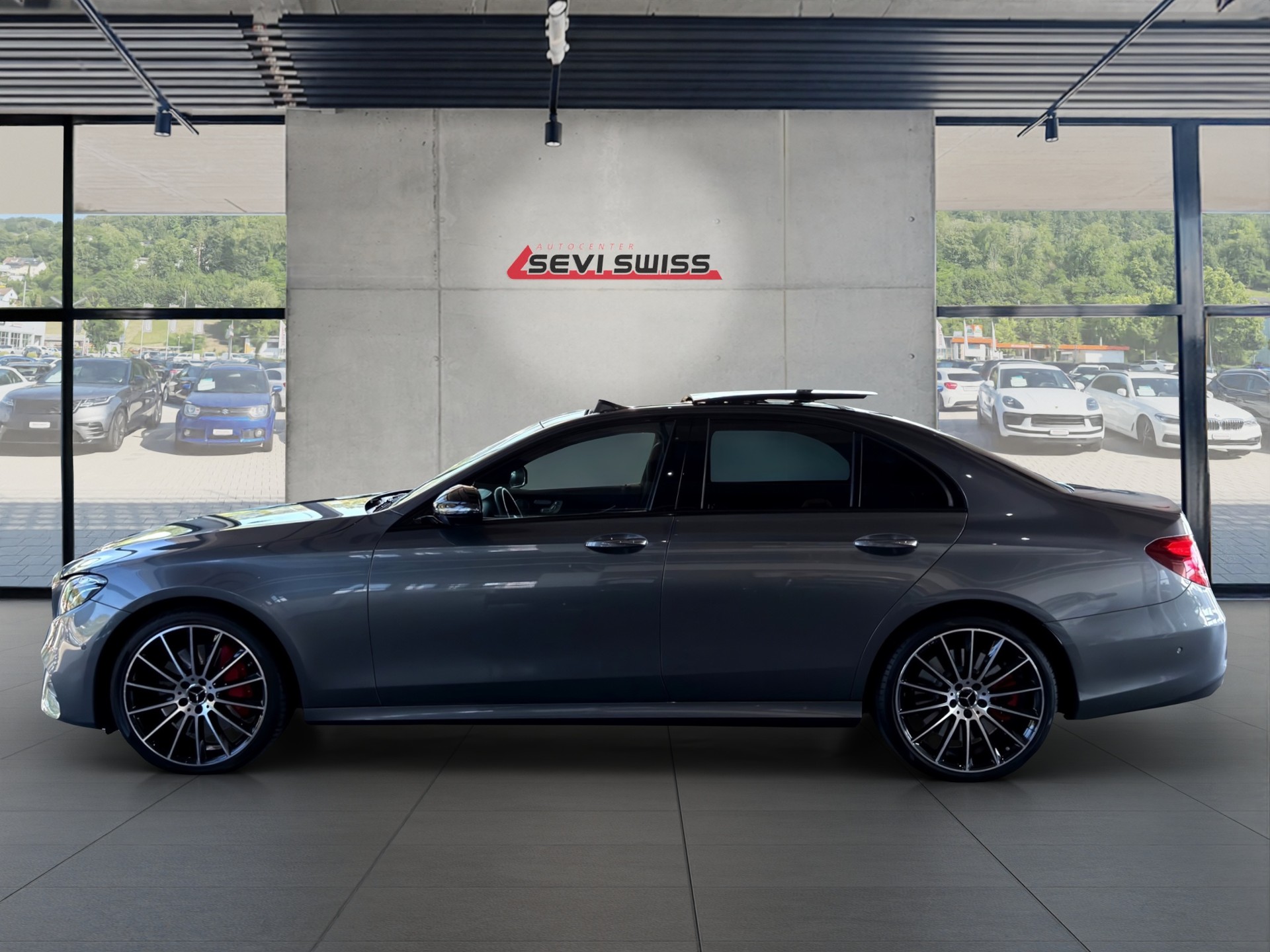 MERCEDES-BENZ E 400 AMG Line 4Matic 9G-Tronic*Frisch ab MFK,1 Jahr oder 20000km Garantie auf Motor und Getriebe inkl.*-image-4