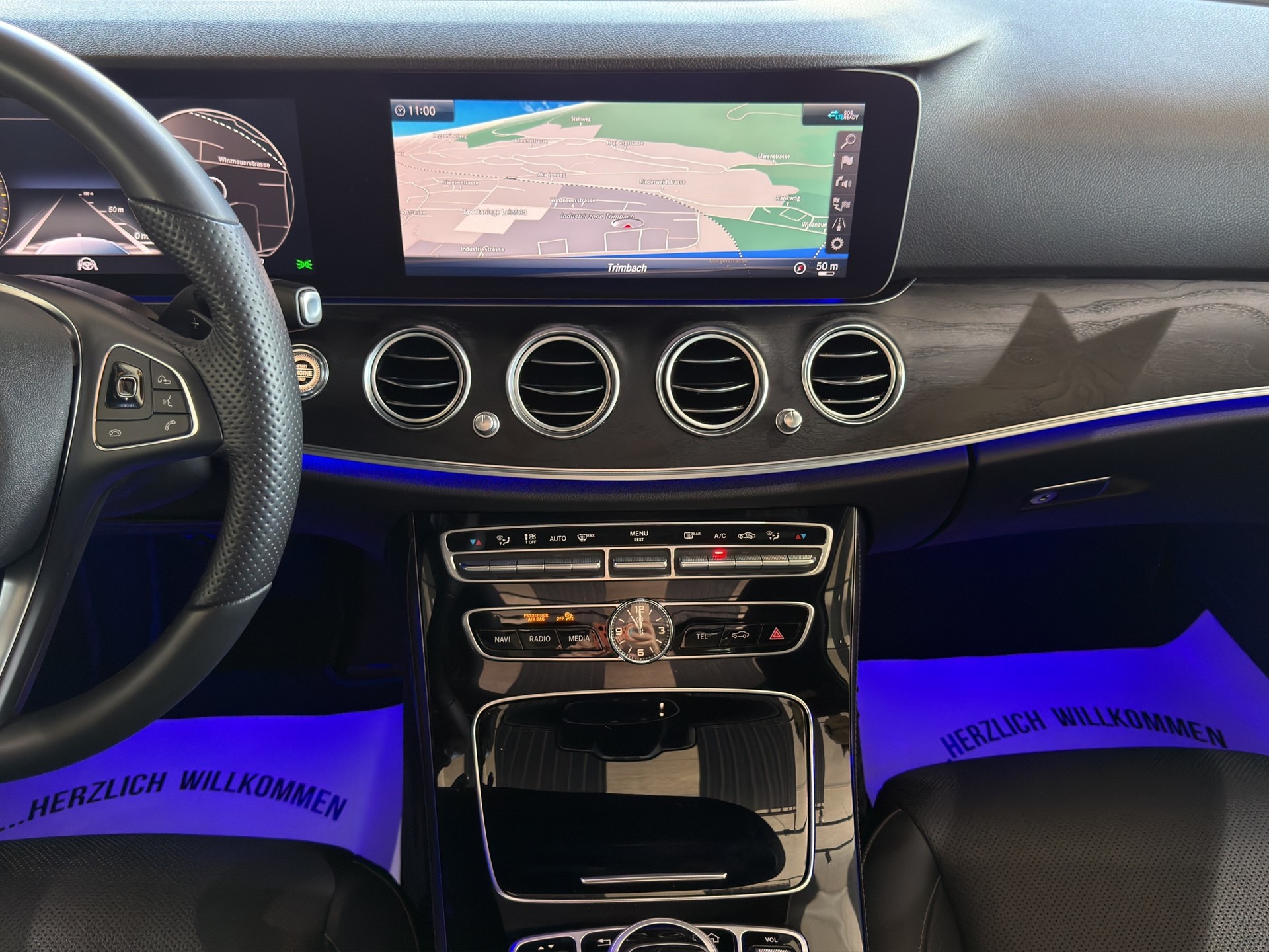 MERCEDES-BENZ E 400 AMG Line 4Matic 9G-Tronic*Frisch ab MFK,1 Jahr oder 20000km Garantie auf Motor und Getriebe inkl.*-image-14