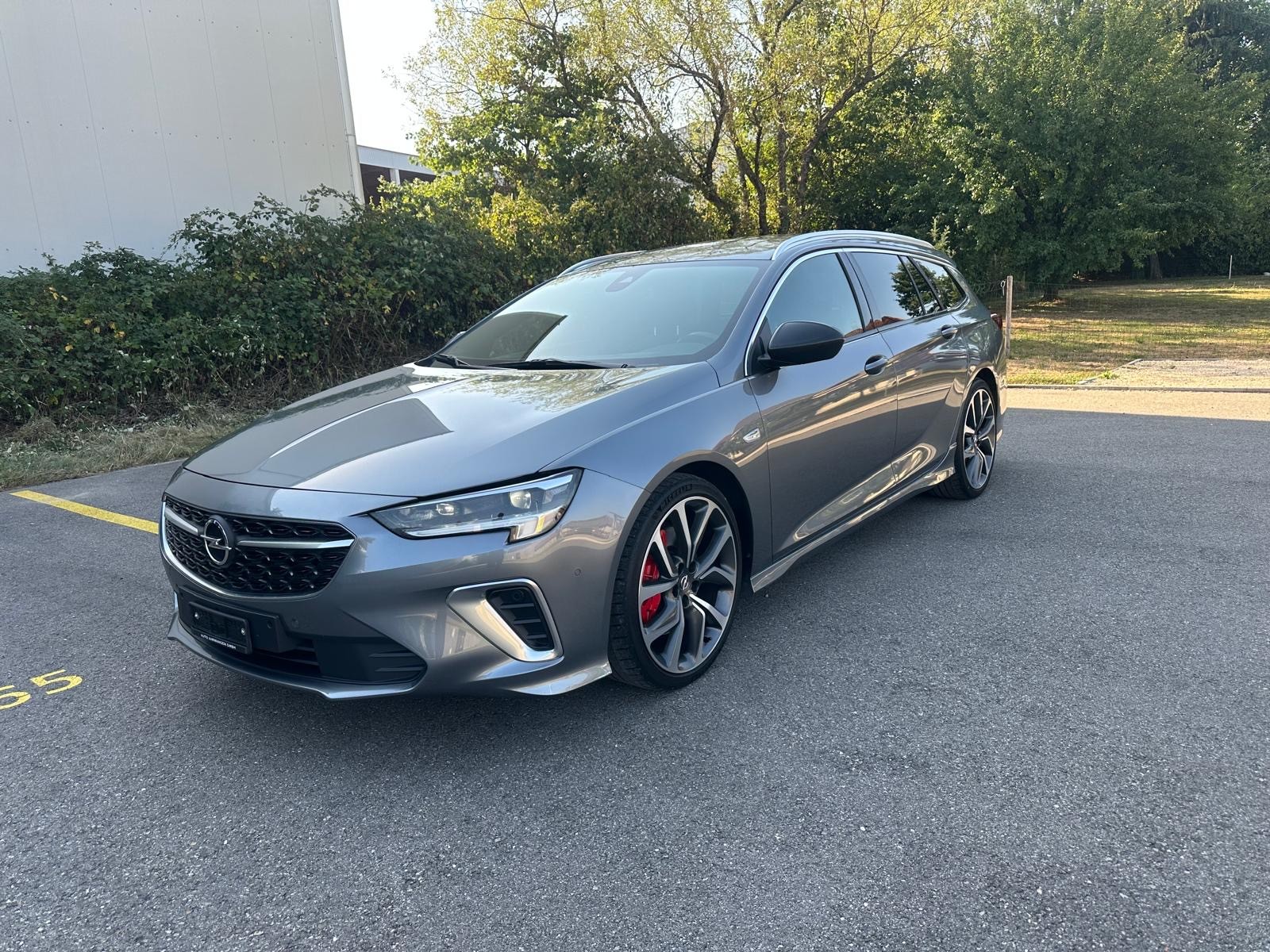 OPEL Insignia 2.0 T Sports Tourer GSi Automatic-image-1