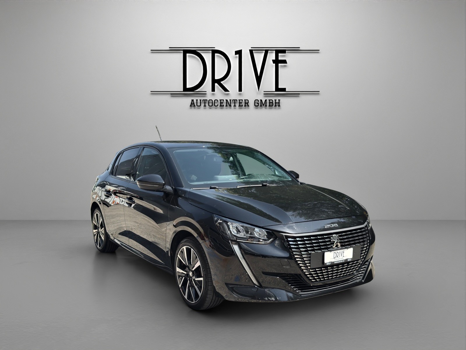PEUGEOT 208 1.2 PureTech Allure EAT8-image-2