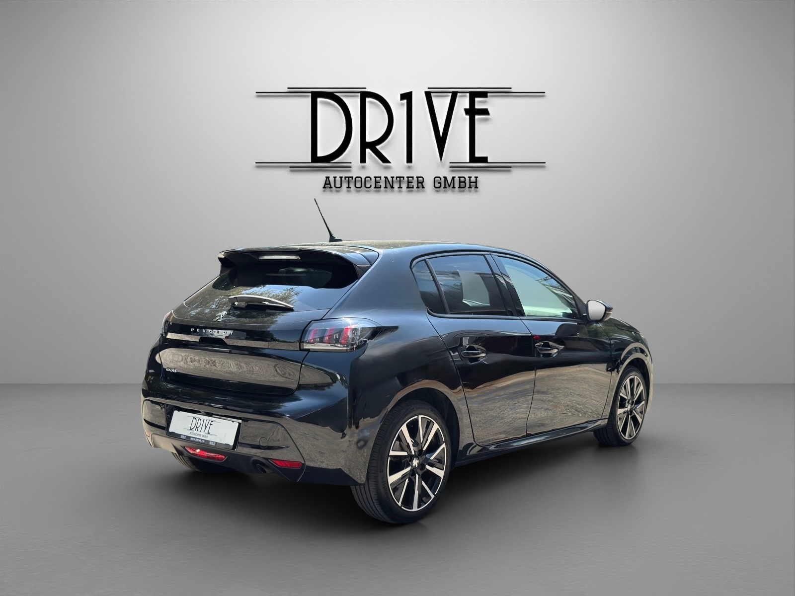 PEUGEOT 208 1.2 PureTech Allure EAT8-image-4