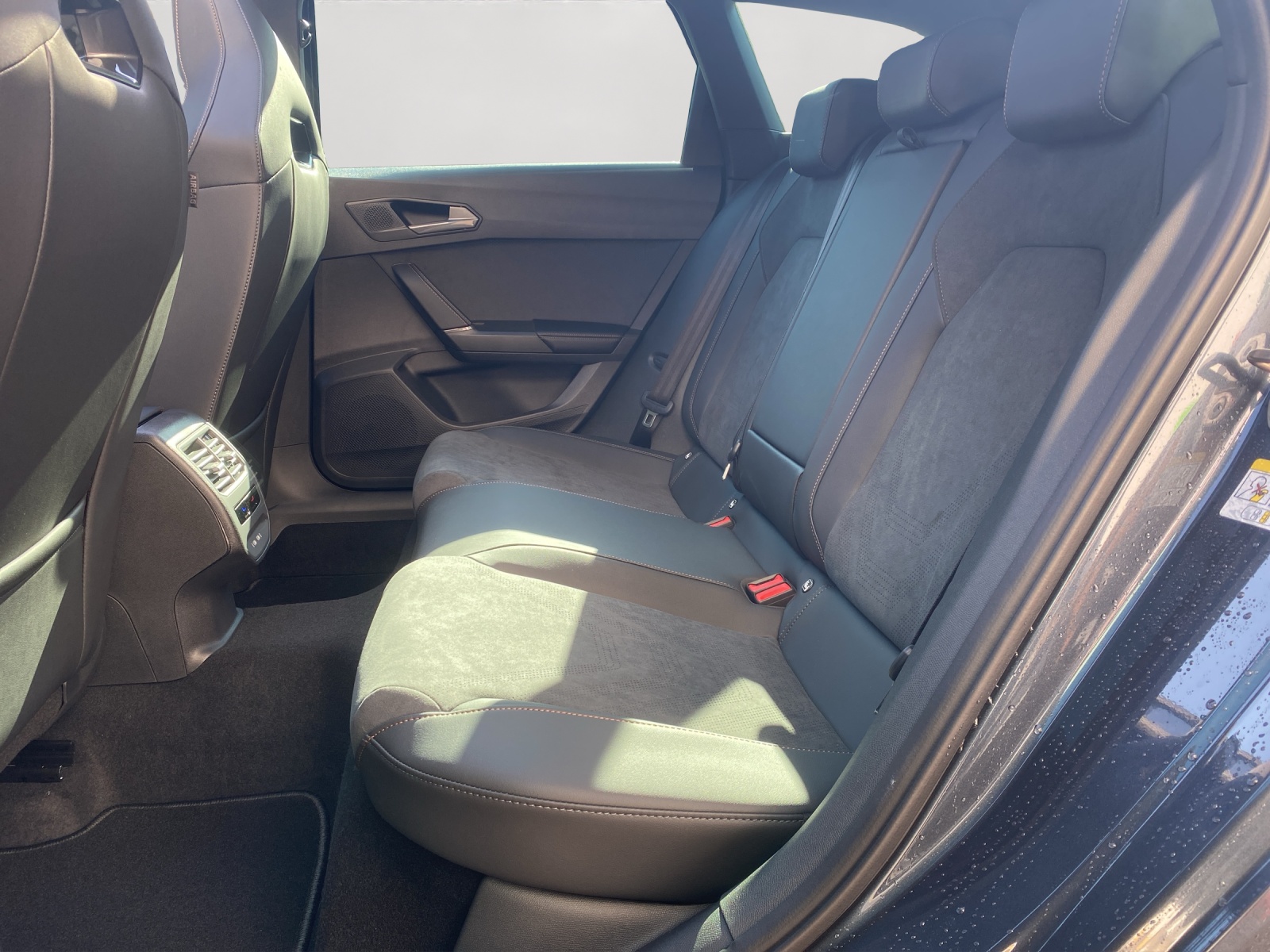 CUPRA LEON ST 2.0 TSI VZ DSG 4Drive-image-8