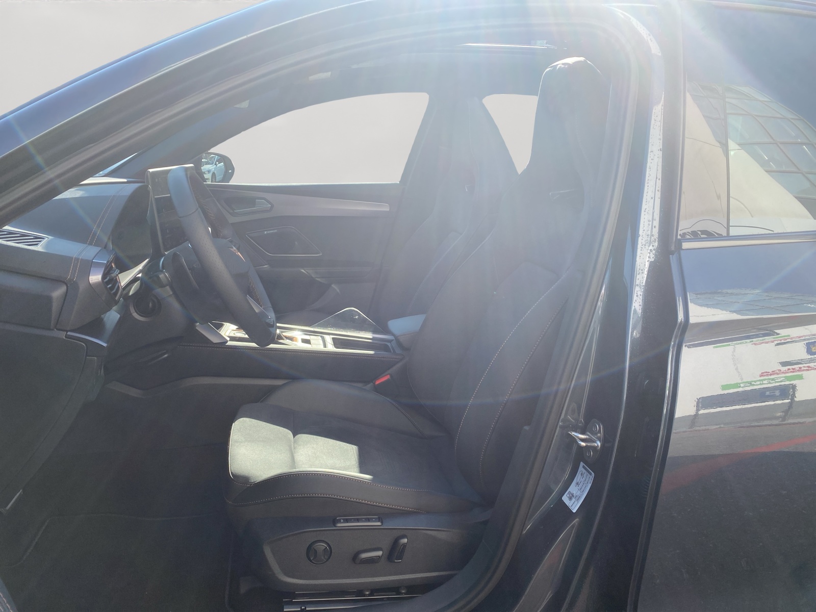 CUPRA LEON ST 2.0 TSI VZ DSG 4Drive-image-7