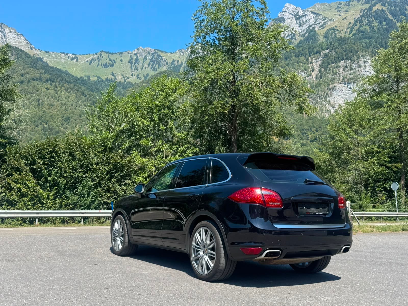 PORSCHE Cayenne Diesel-image-8