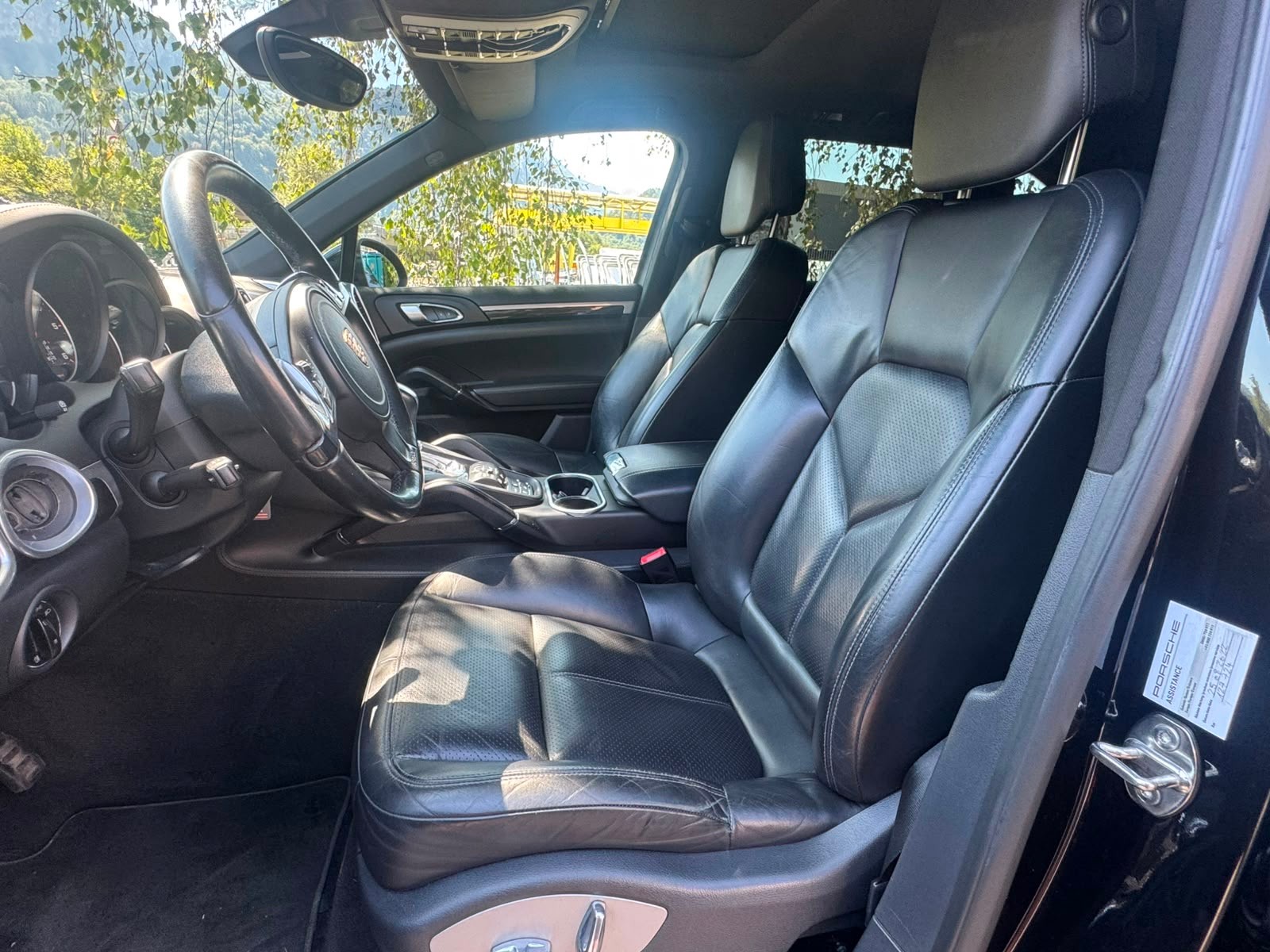 PORSCHE Cayenne Diesel-image-12