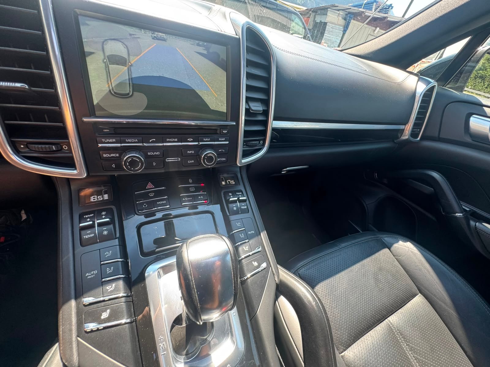 PORSCHE Cayenne Diesel-image-3