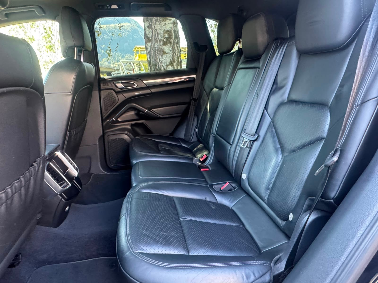 PORSCHE Cayenne Diesel-image-14
