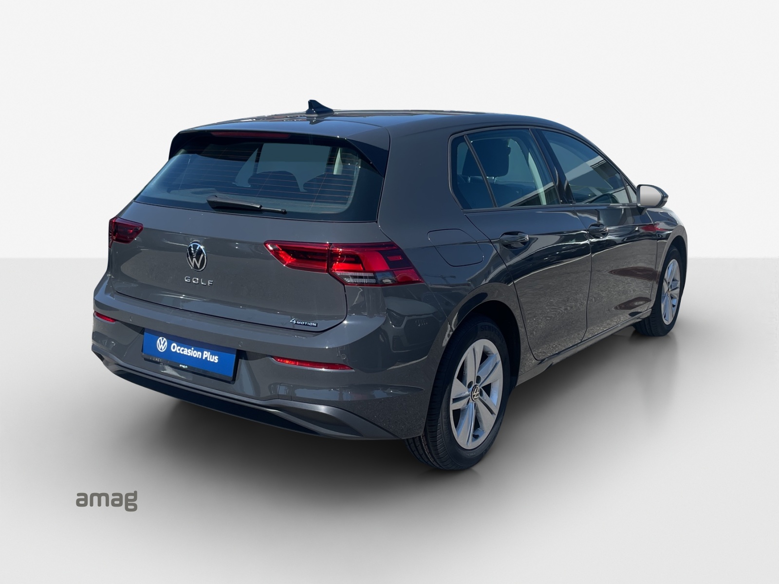 VW Golf 2.0 TDI Life DSG 4Motion-image-4