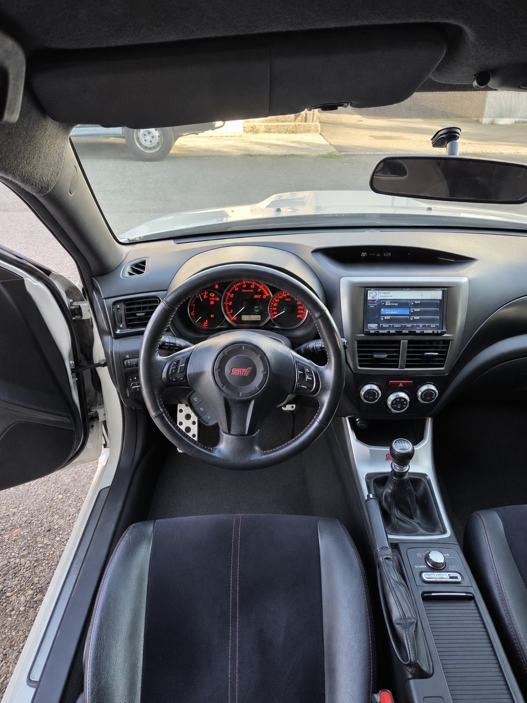 SUBARU STI-image-6