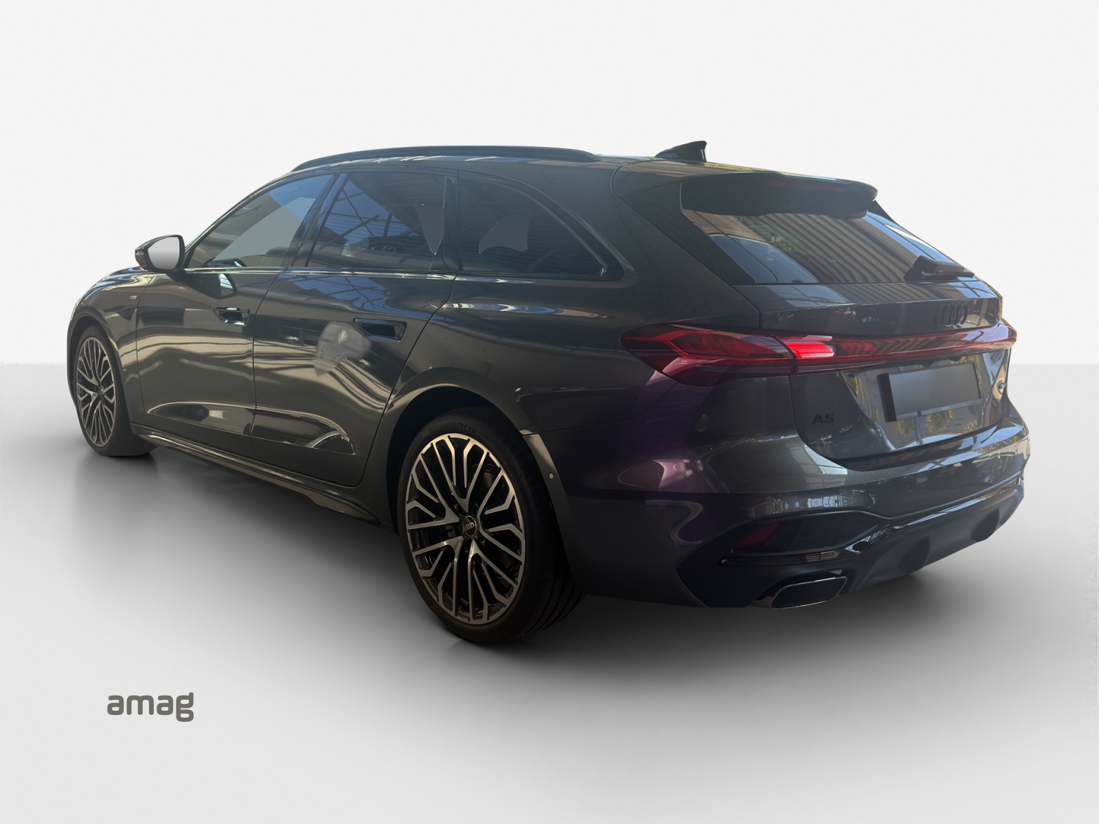 AUDI A5 Avant TFSI quattro 150 kW S tronic-image-1