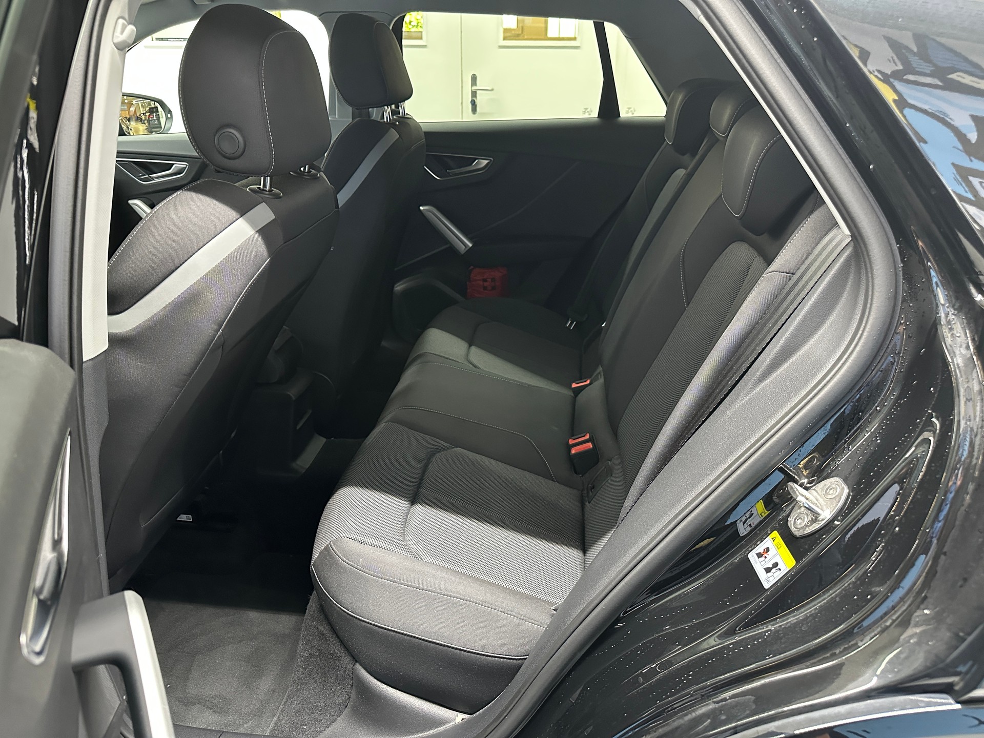 AUDI Q2 35 TFSI S line S-tronic-image-8