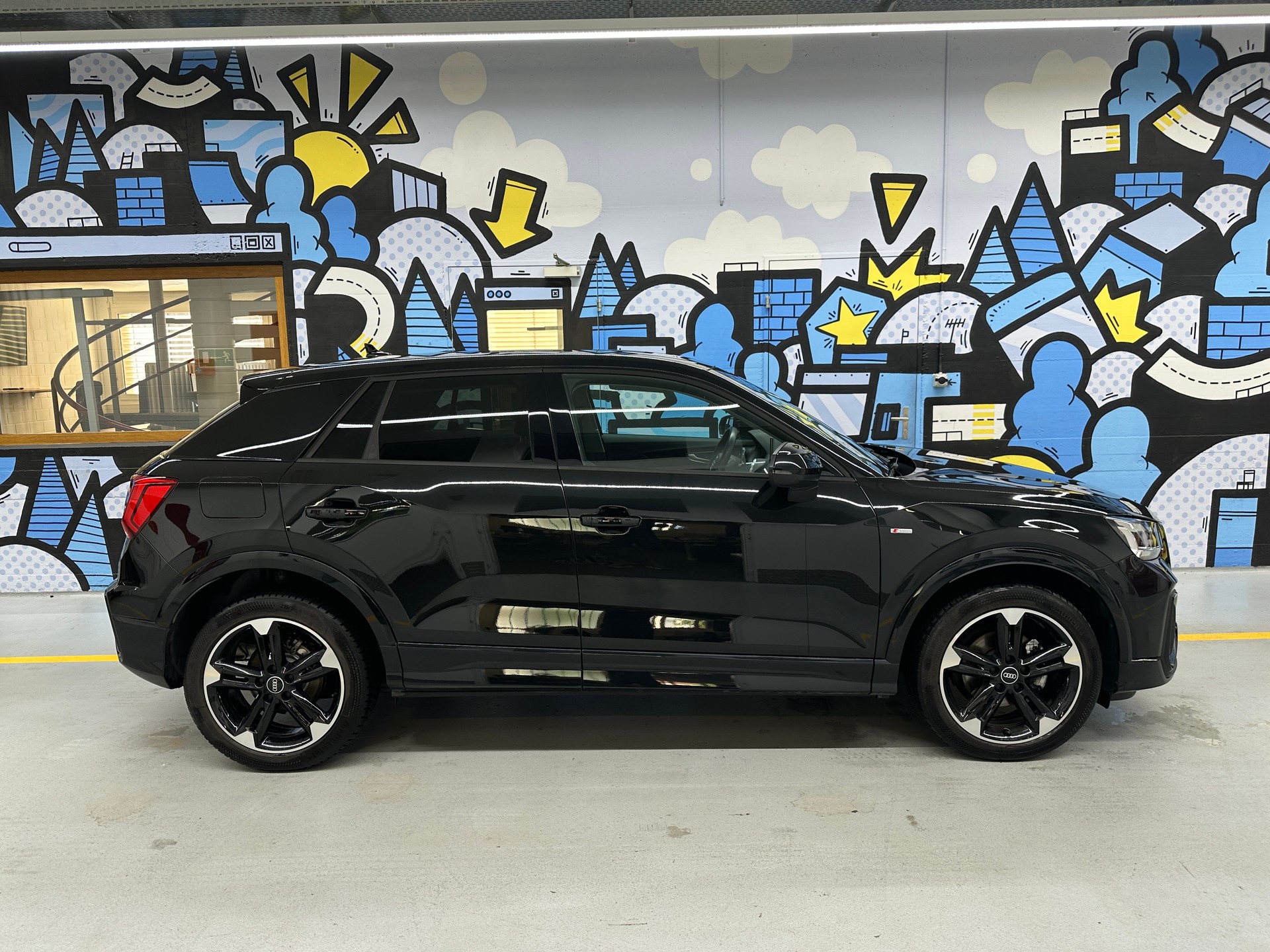 AUDI Q2 35 TFSI S line S-tronic-image-2