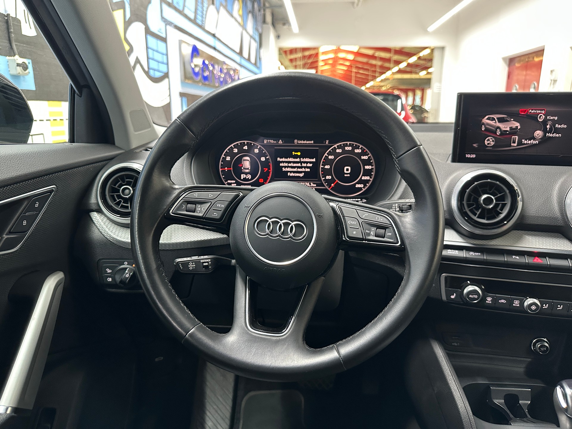 AUDI Q2 35 TFSI S line S-tronic-image-10