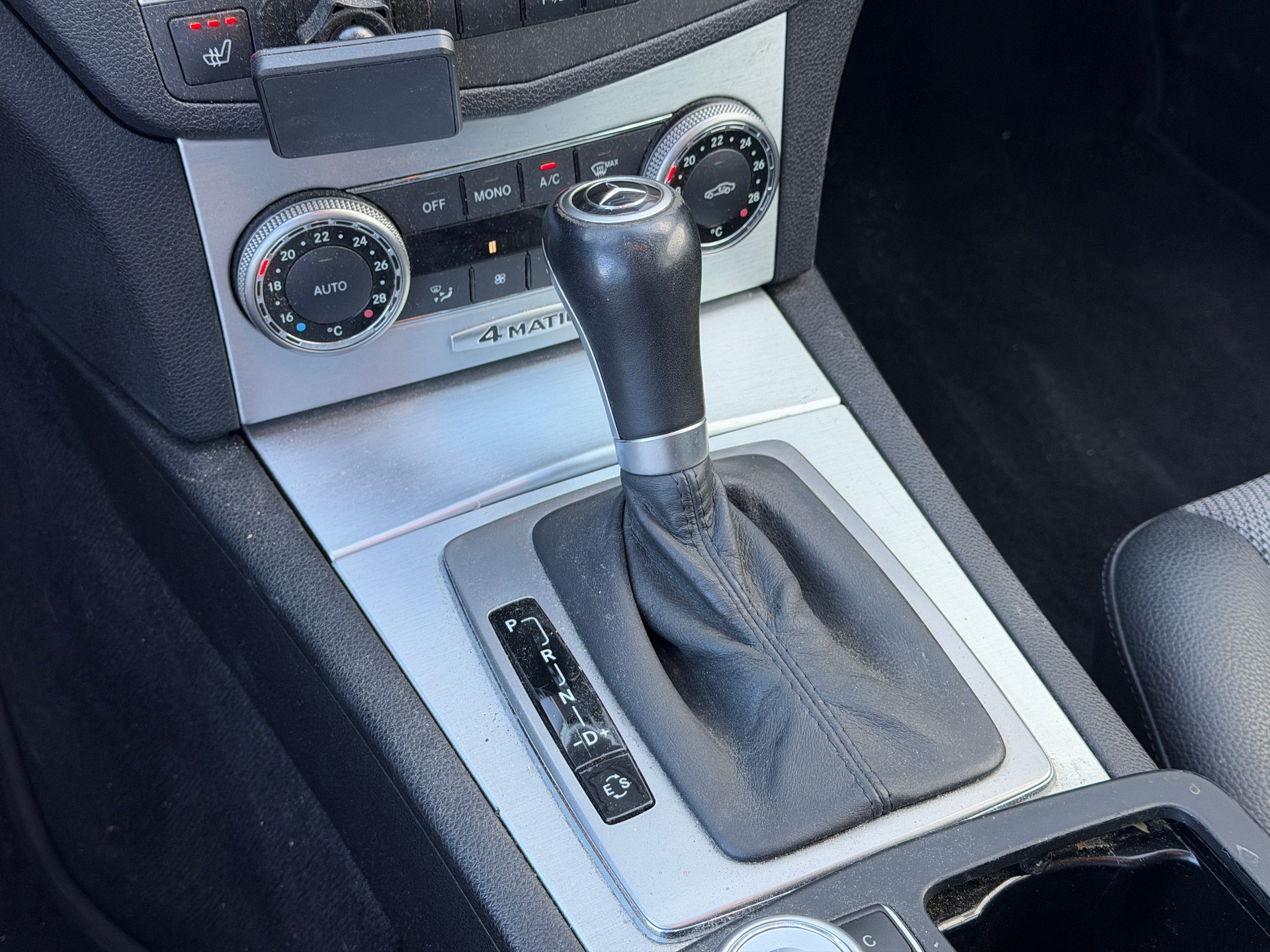 MERCEDES-BENZ C 250 CDI BlueEff. Elégance 4Matic 7G-Tronic-image-7