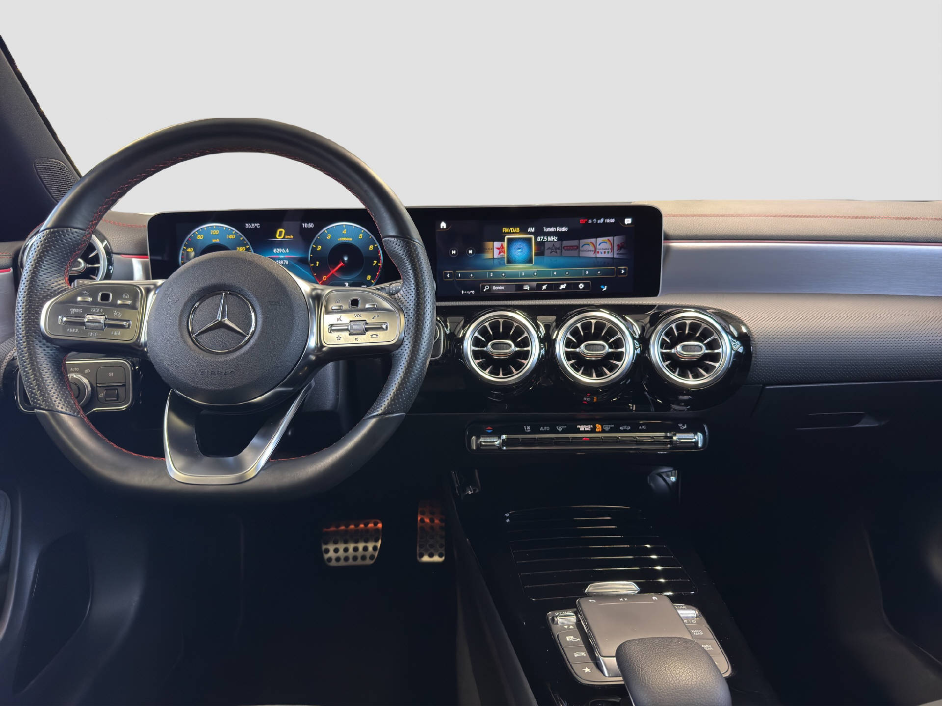 MERCEDES-BENZ CLA 220 AMG Line 4MATIC-image-7