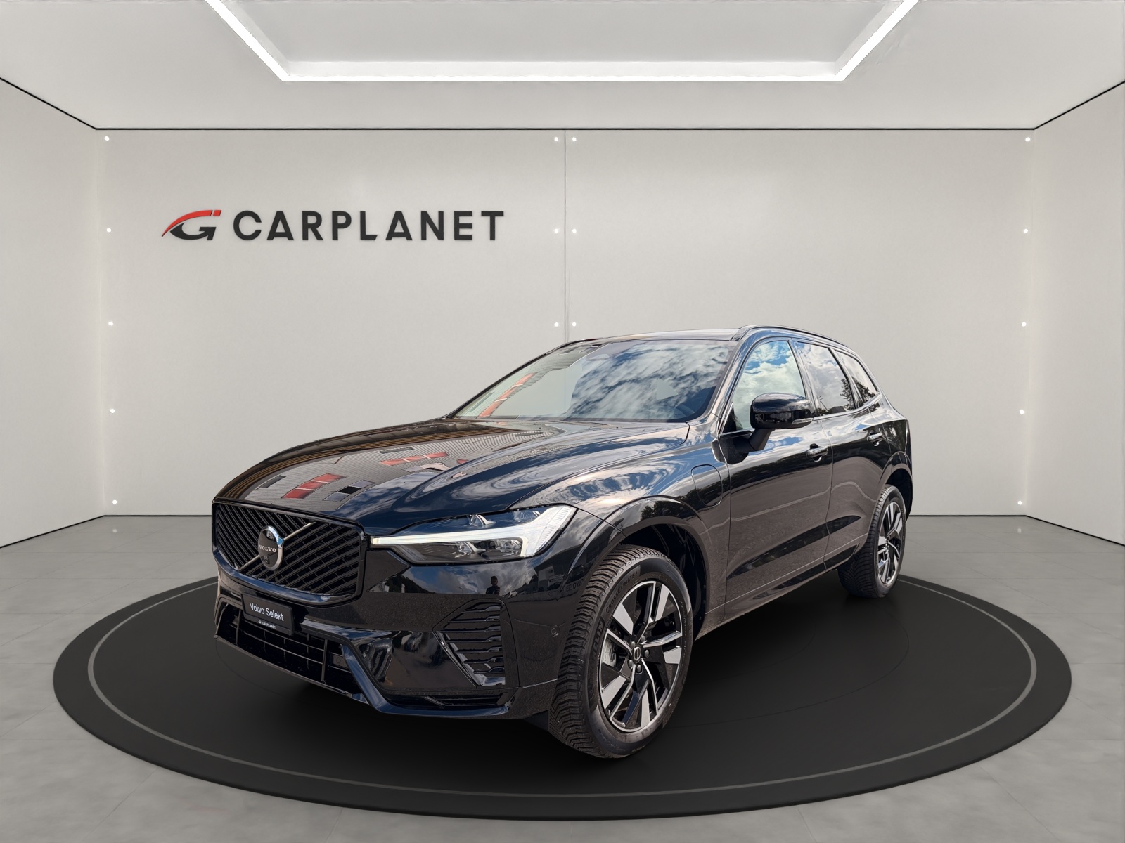 VOLVO XC60 2.0 T6 TE Plus Dark eAWD-image-0